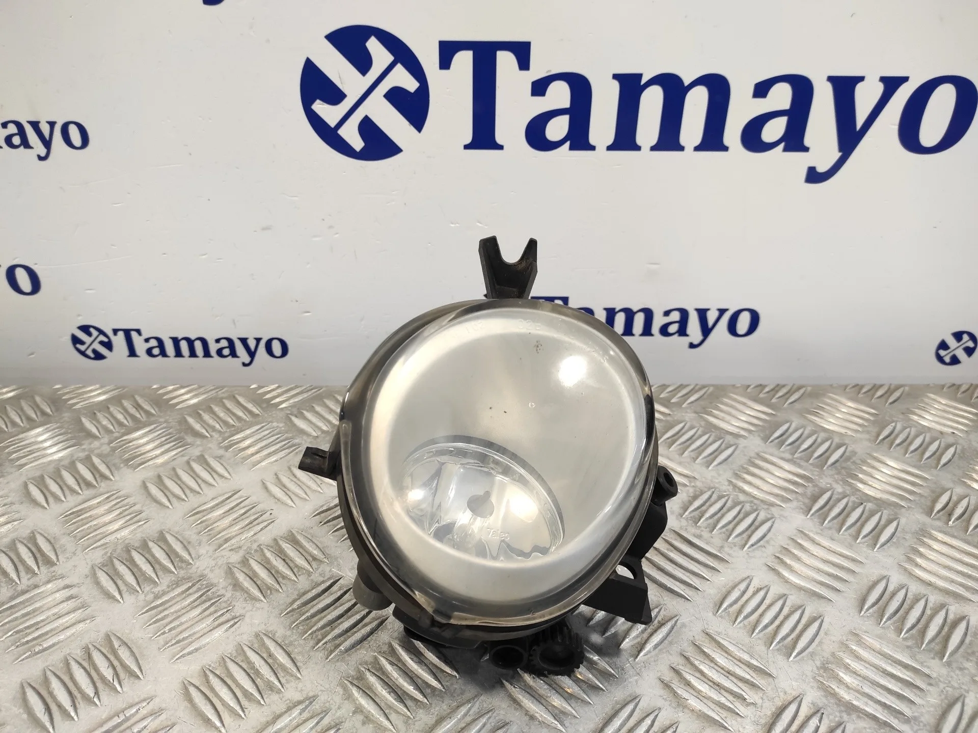 Faro Antiniebla Derecho para Volkswagen Touareg (7La)