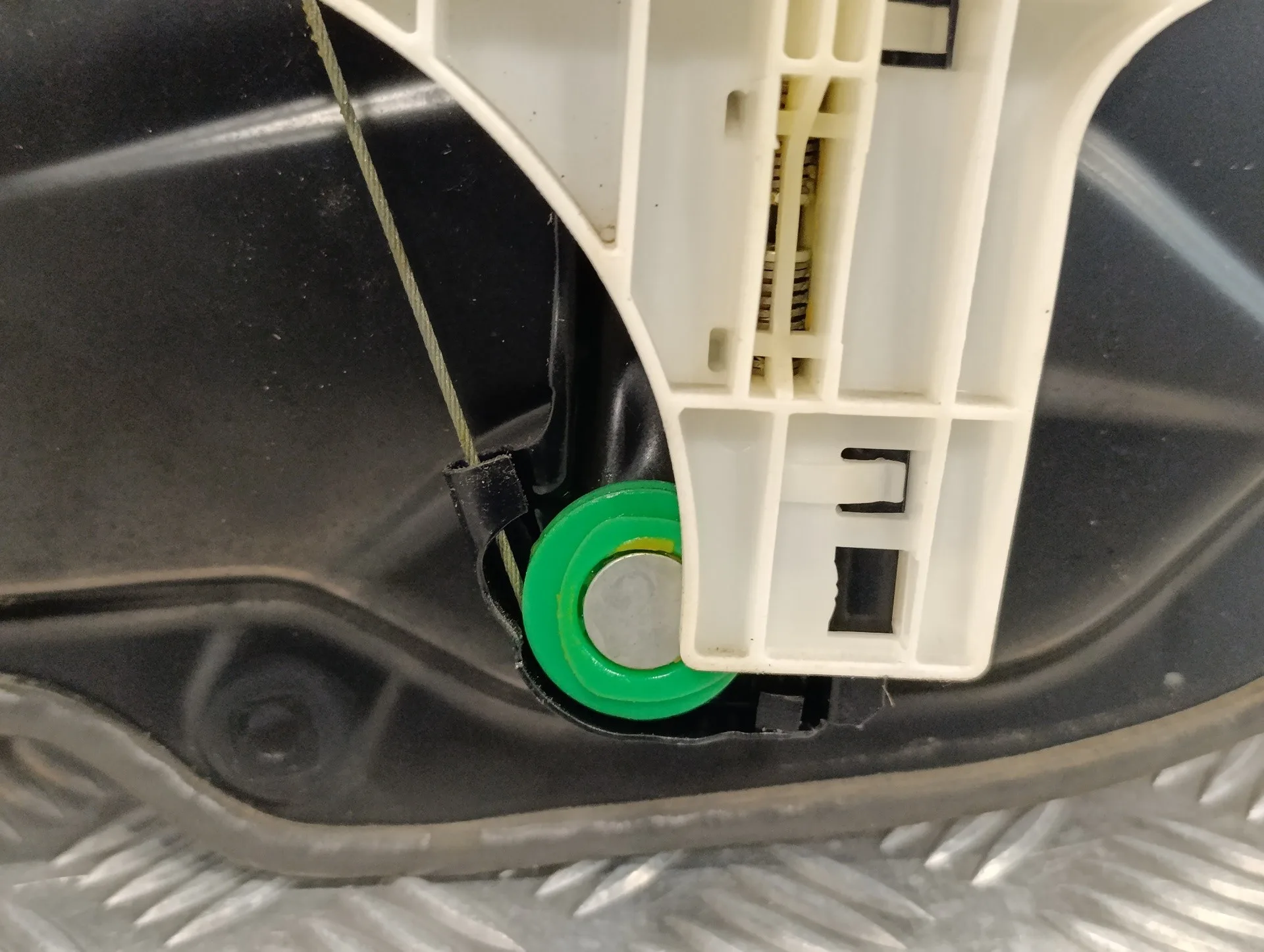 Elevalunas Trasero Izquierdo para Volkswagen Passat Berlina (3C2)