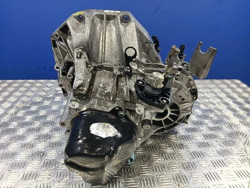 Caja Cambios para Renault Clio Ii Fase Ii (B/Cb0)