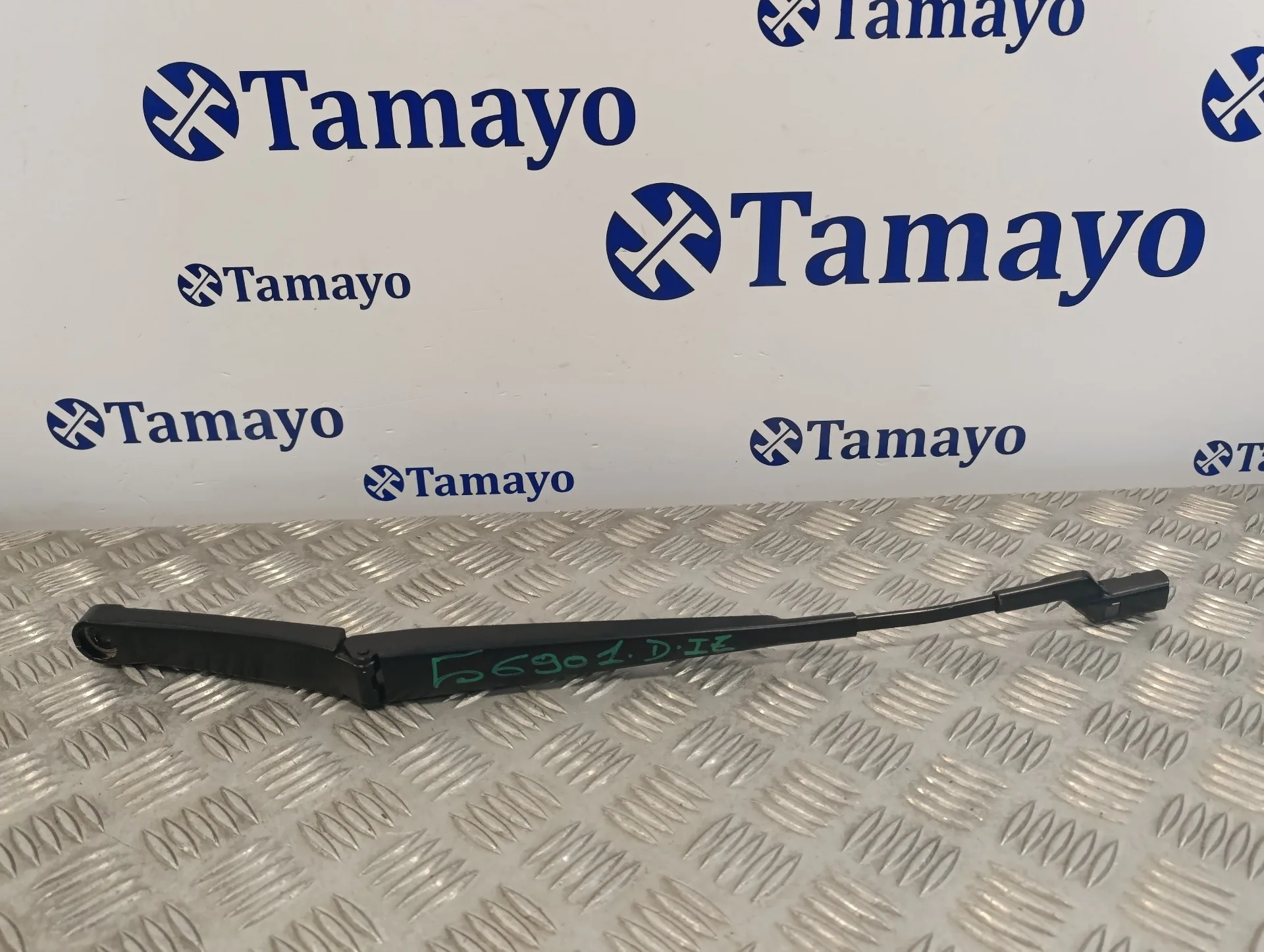 Brazo Limpia Delantero Izquierdo para Volkswagen Polo