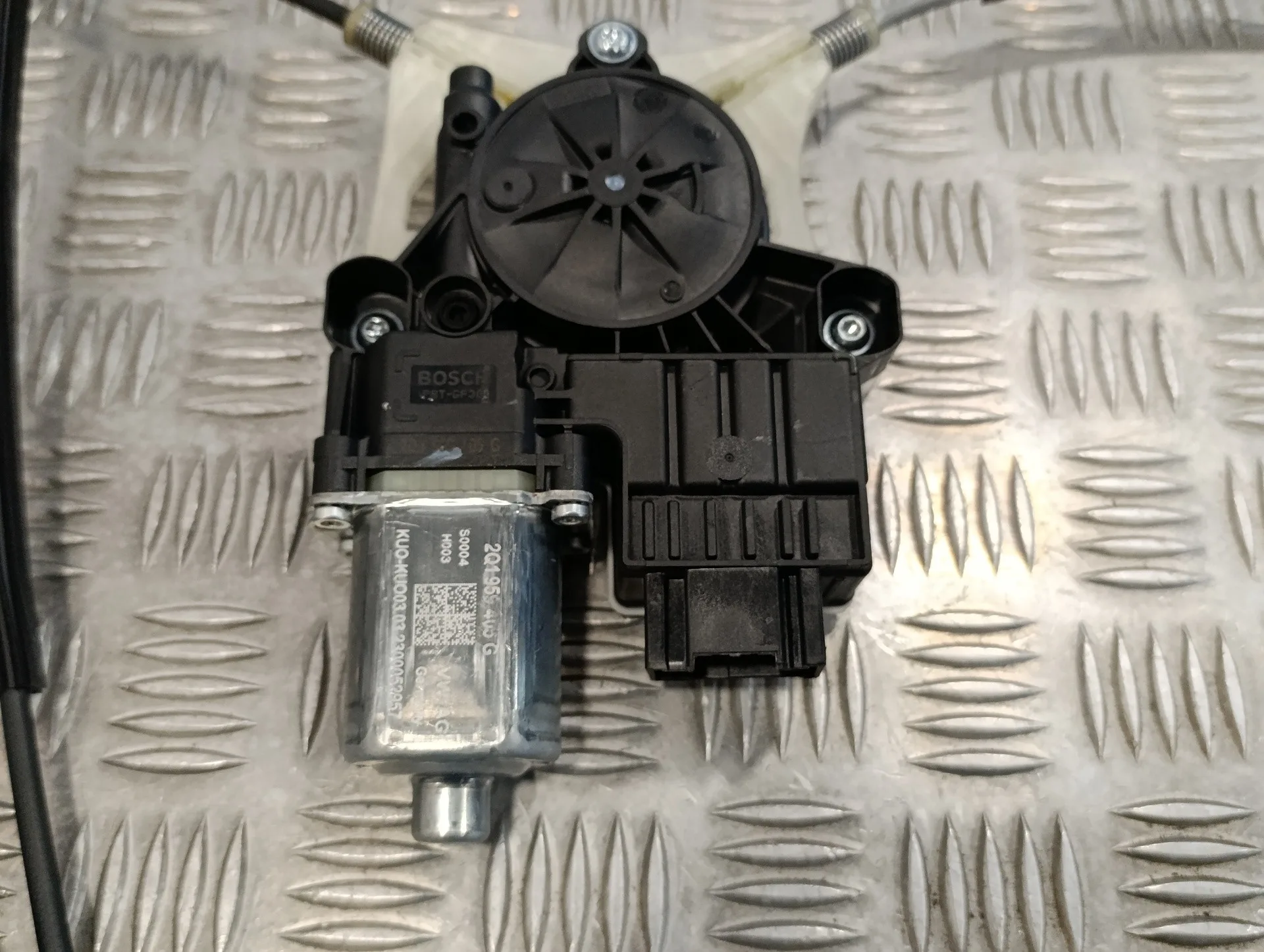 Elevalunas Delantero Izquierdo para Volkswagen Polo