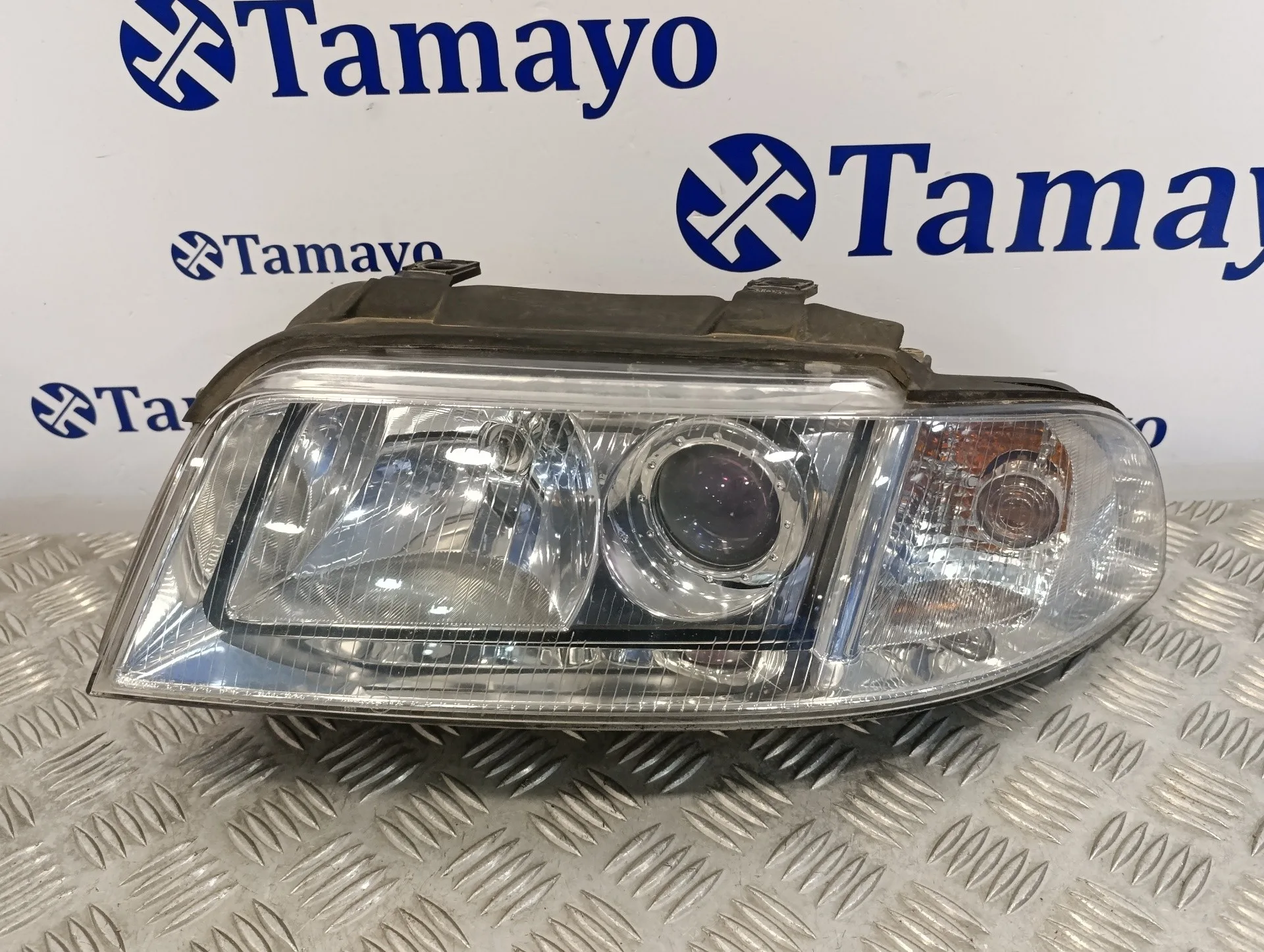 Faro Izquierdo para Audi A4 Berlina (B5)