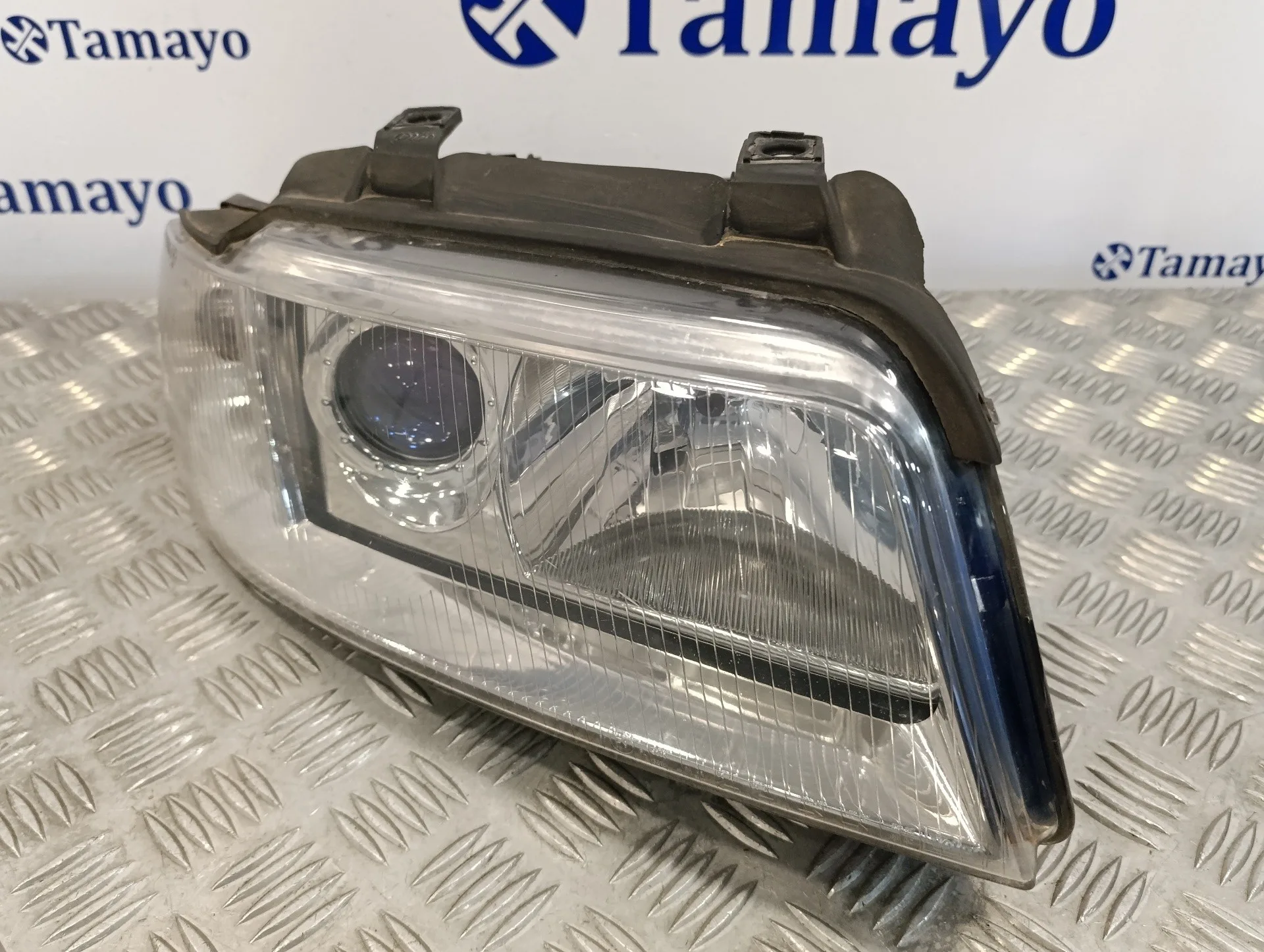 Faro Derecho para Audi A4 Berlina (B5)