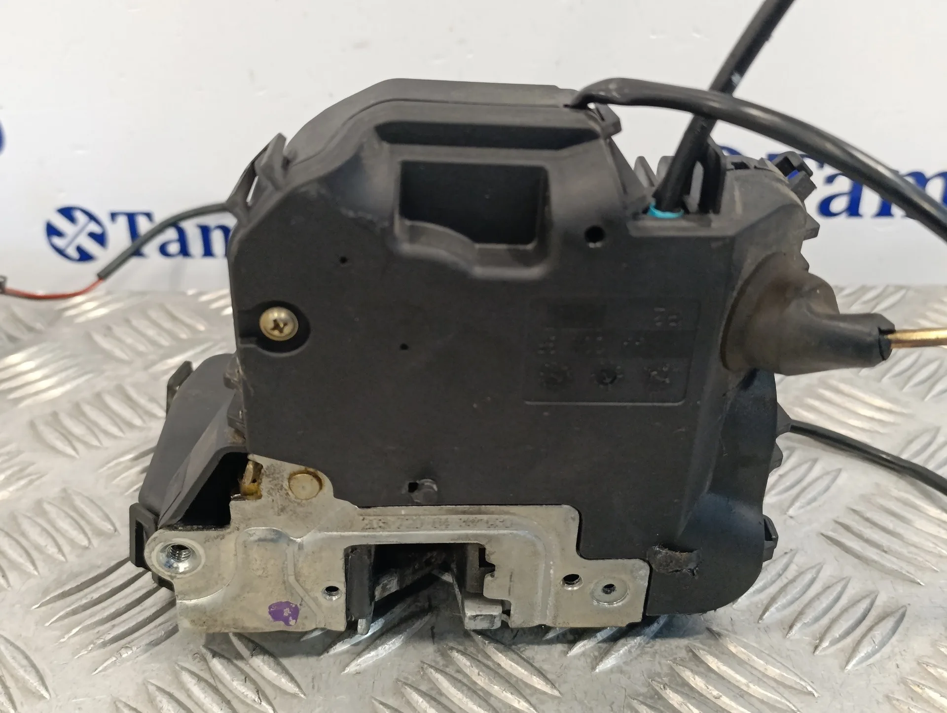 Cerradura Puerta Delantera Derecha para Mercedes-Benz Clase C (W203) Berlina