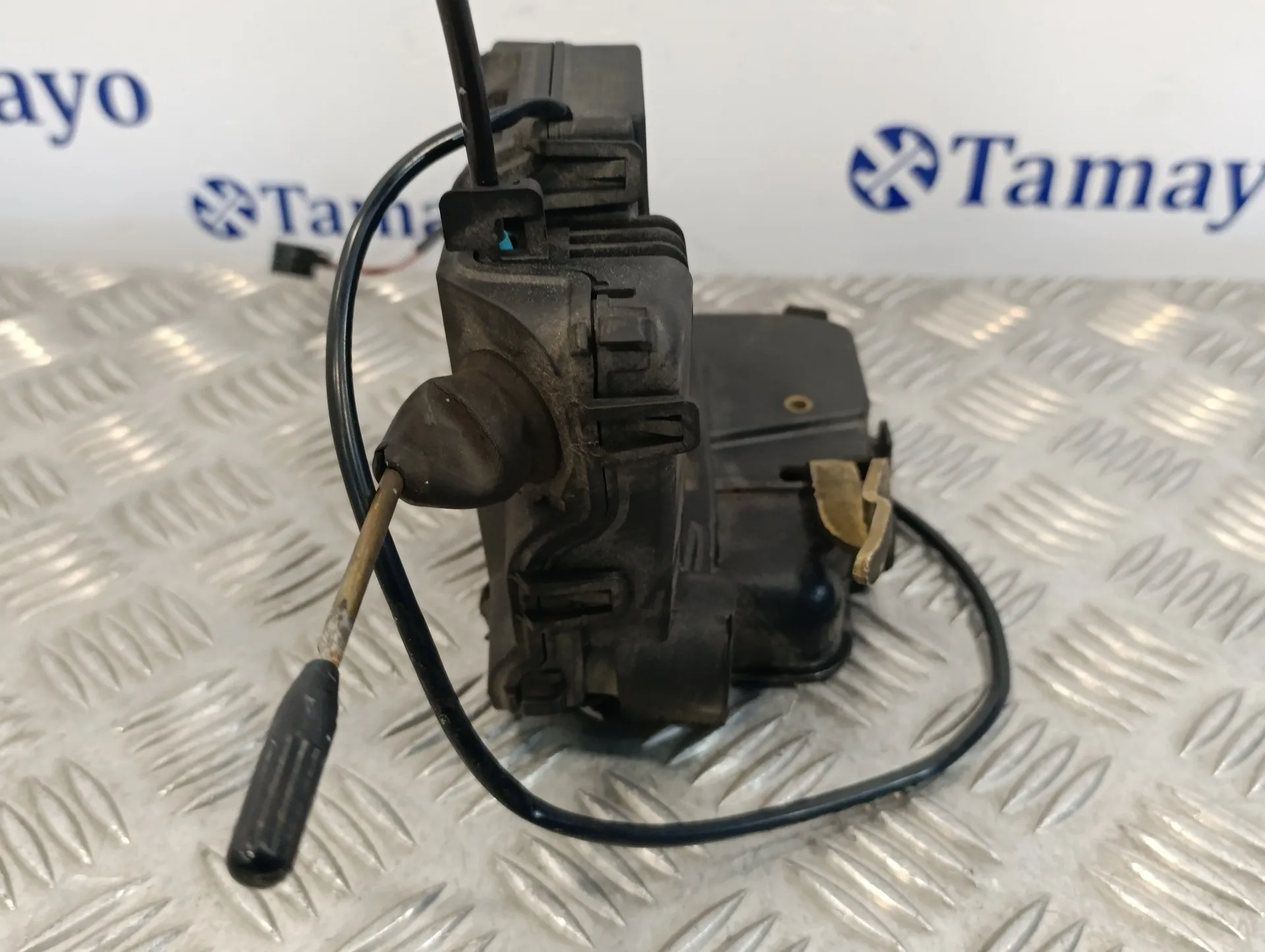 Cerradura Puerta Delantera Derecha para Mercedes-Benz Clase C (W203) Berlina