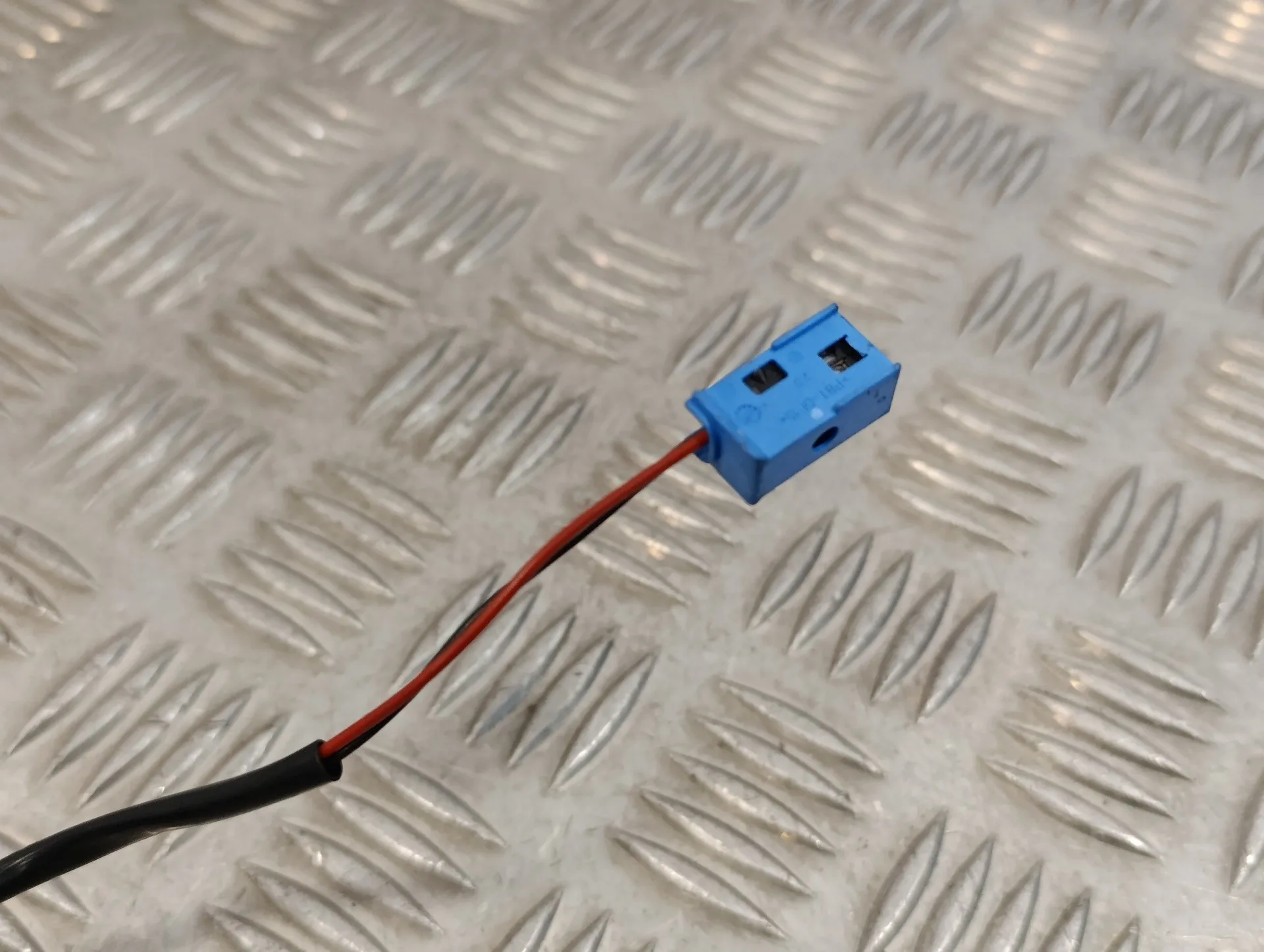 Cerradura Puerta Trasera Derecha para Mercedes-Benz Clase C (W203) Berlina
