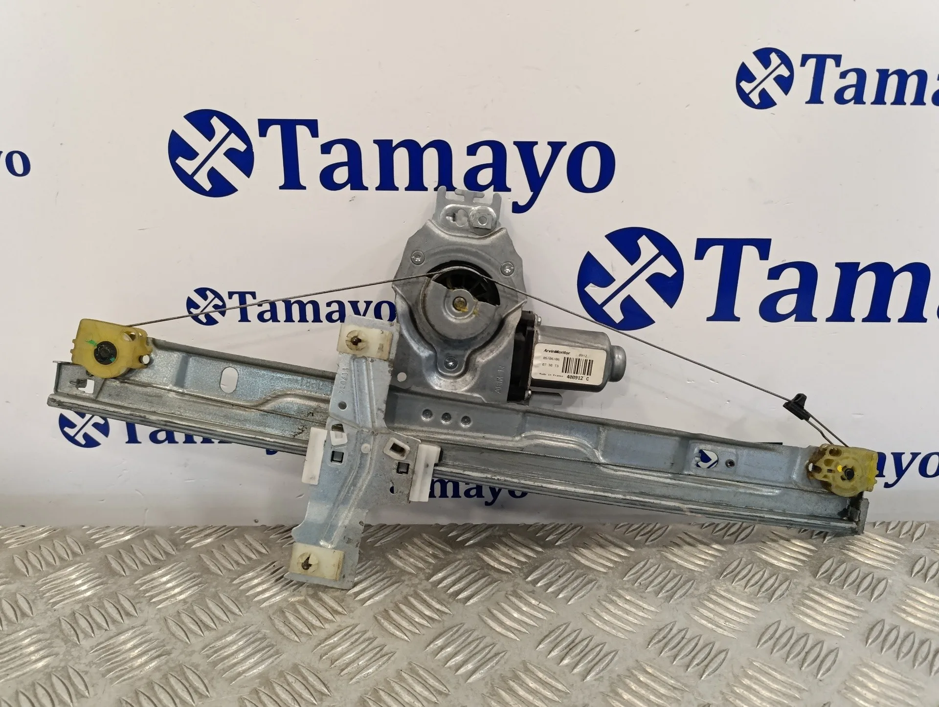 Elevalunas Delantero Derecho para Peugeot 207