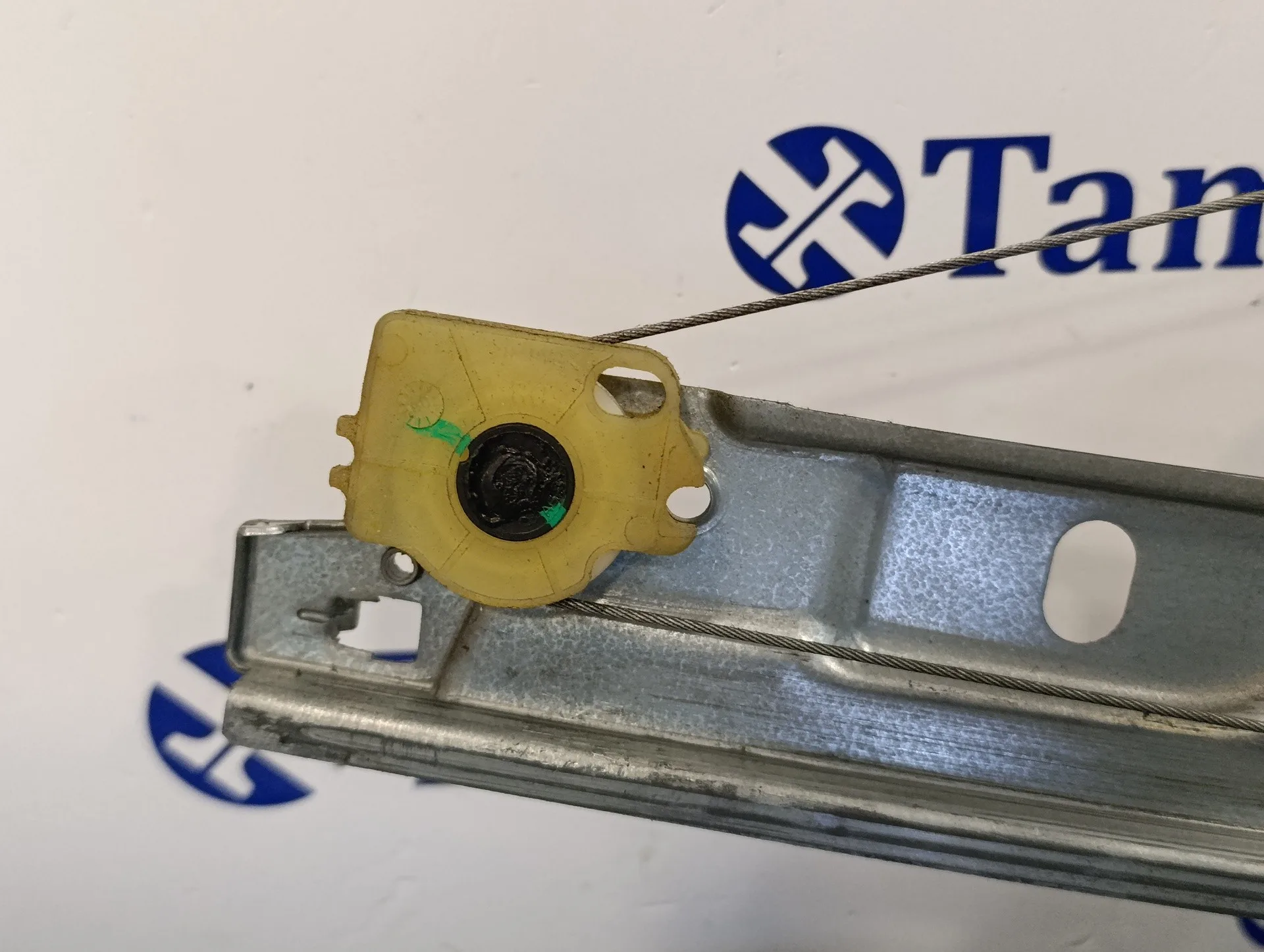 Elevalunas Delantero Derecho para Peugeot 207
