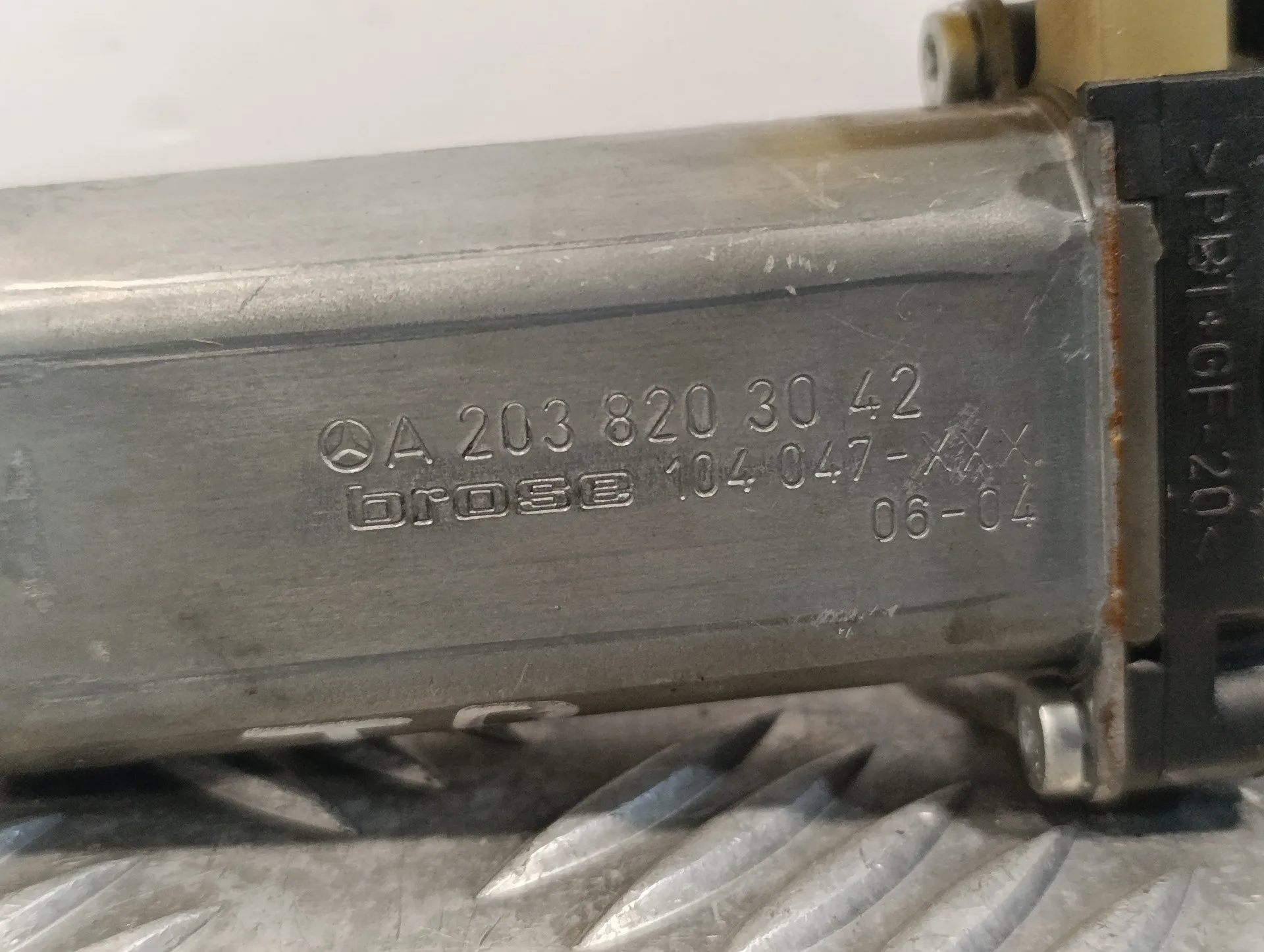 Motor Elevalunas Trasero Derecho para Mercedes-Benz Clase C (W203) Berlina