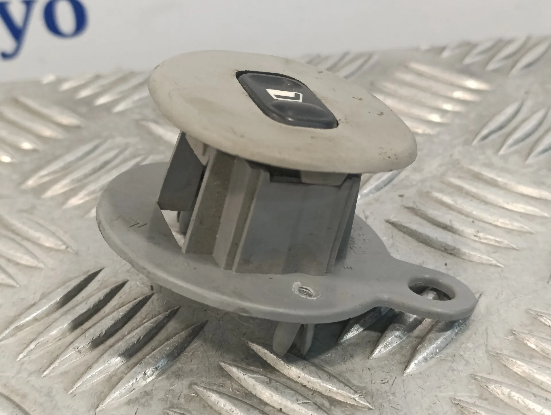 Mando Elevalunas Trasero Izquierdo para Citroën Xsara Picasso