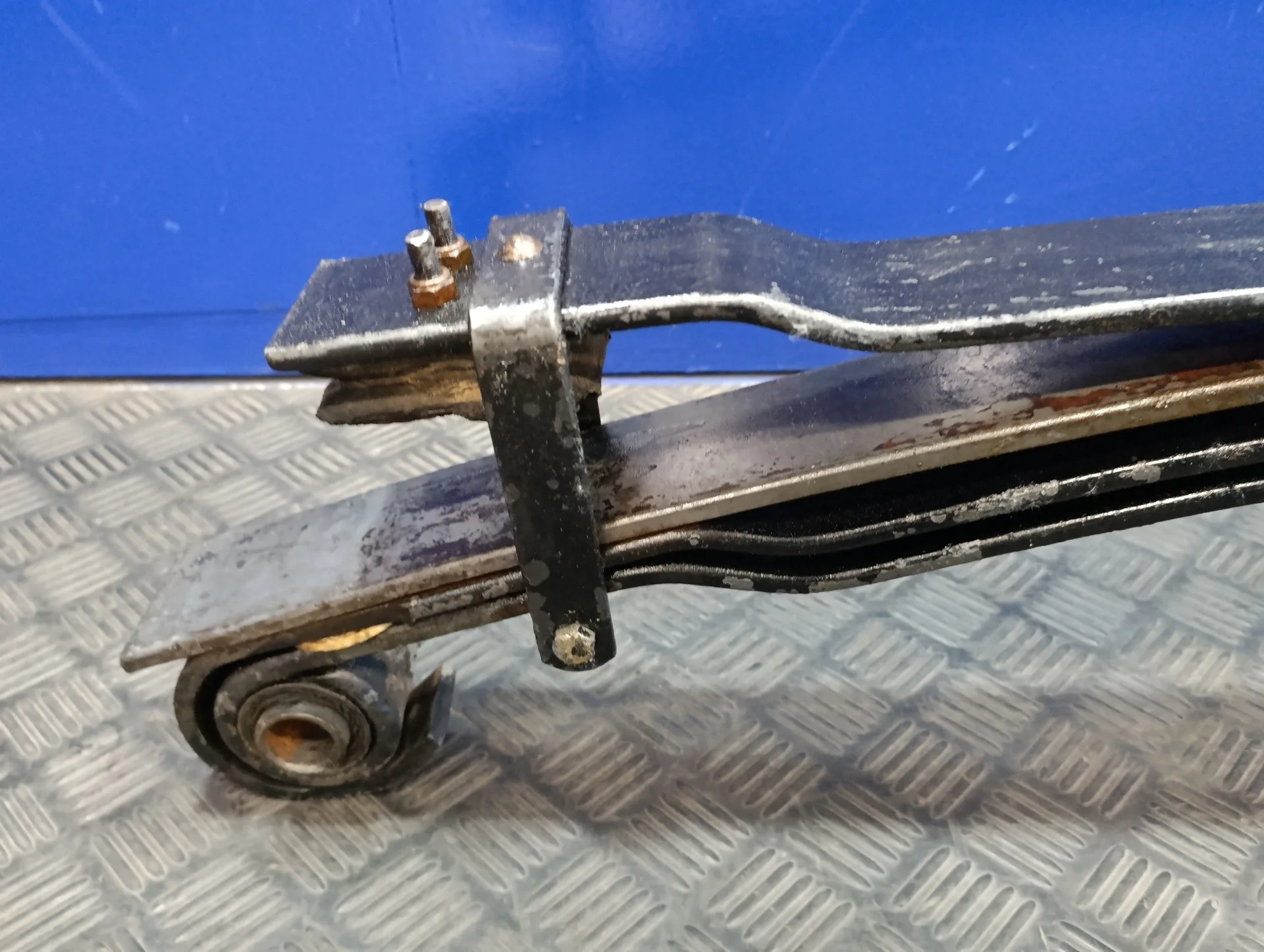 Ballesta Trasera para Nissan Cabstar