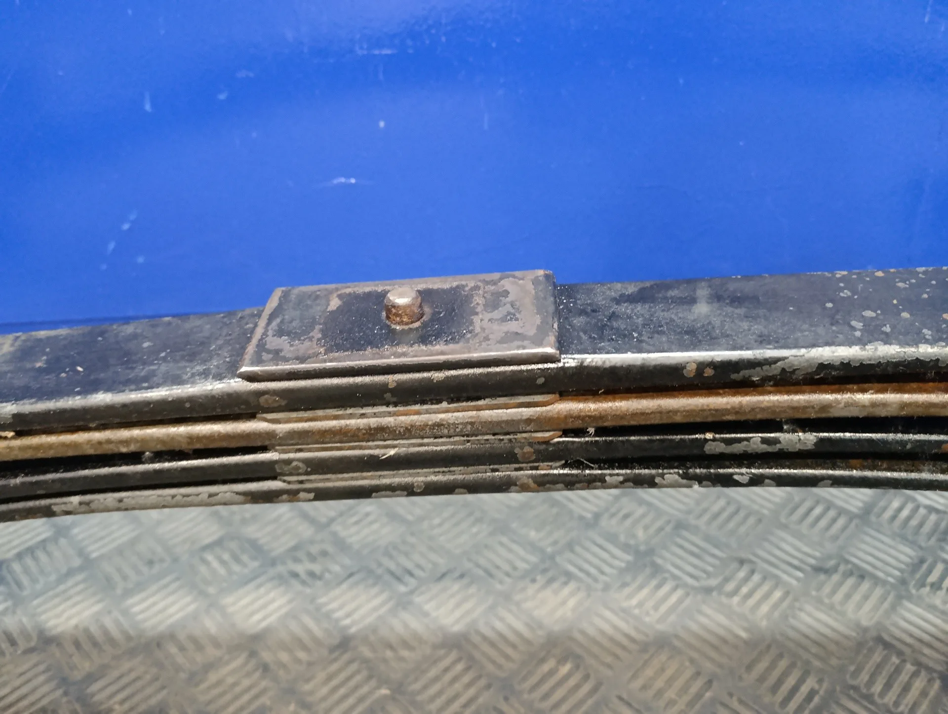 Ballesta Trasera para Nissan Cabstar