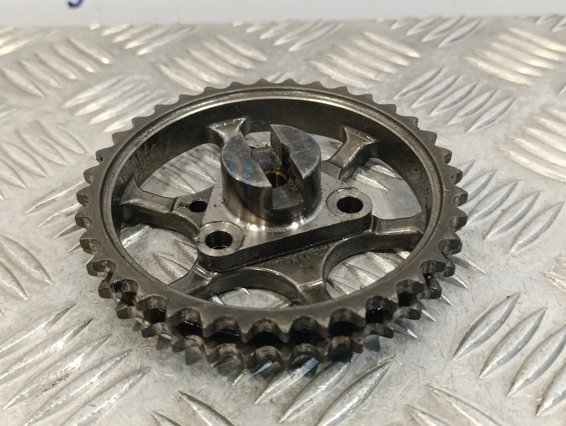 Polea Arbol Levas para Mercedes-Benz Sprinter Chasis-Cabina