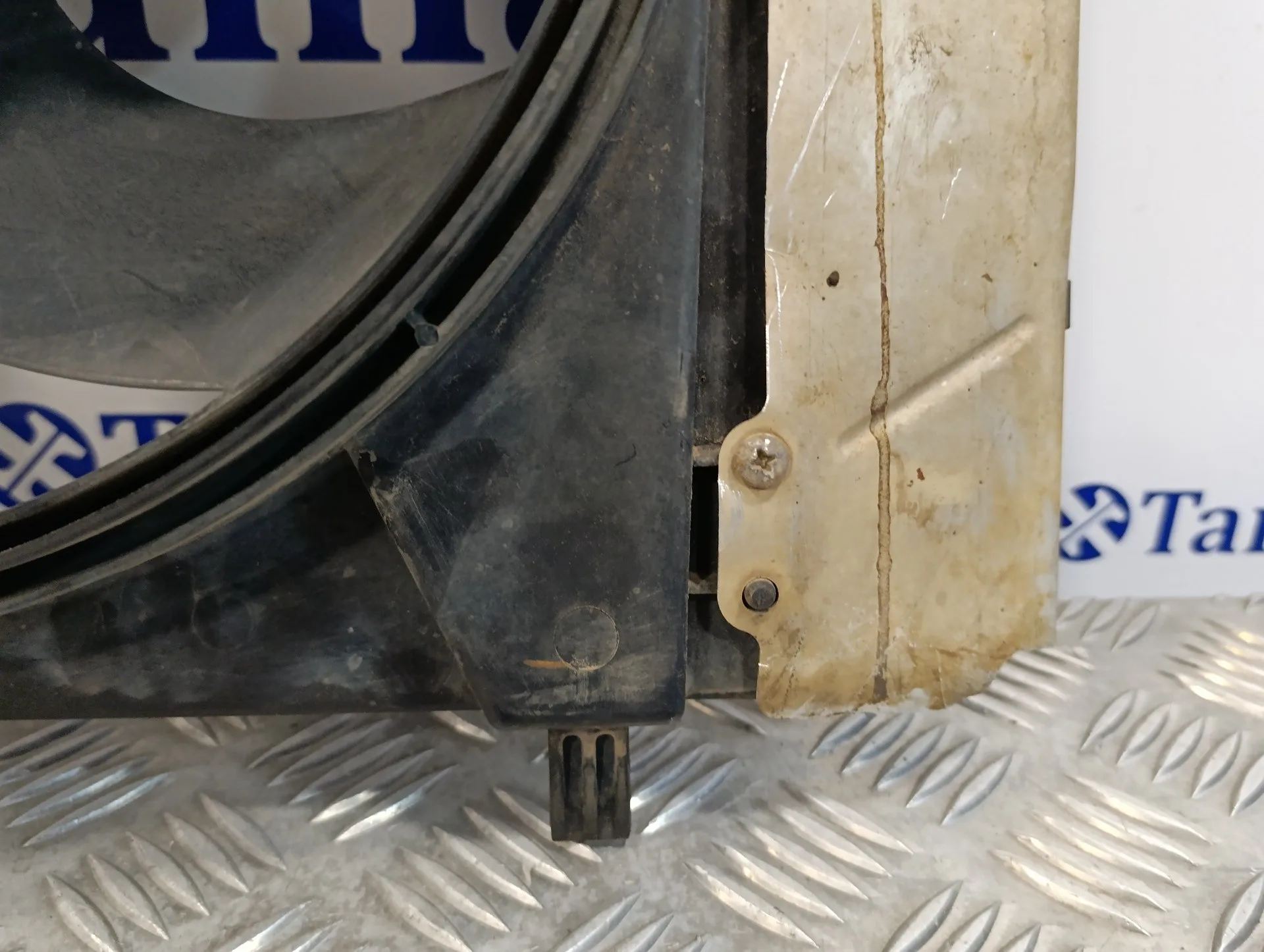 Electroventilador para Peugeot 207