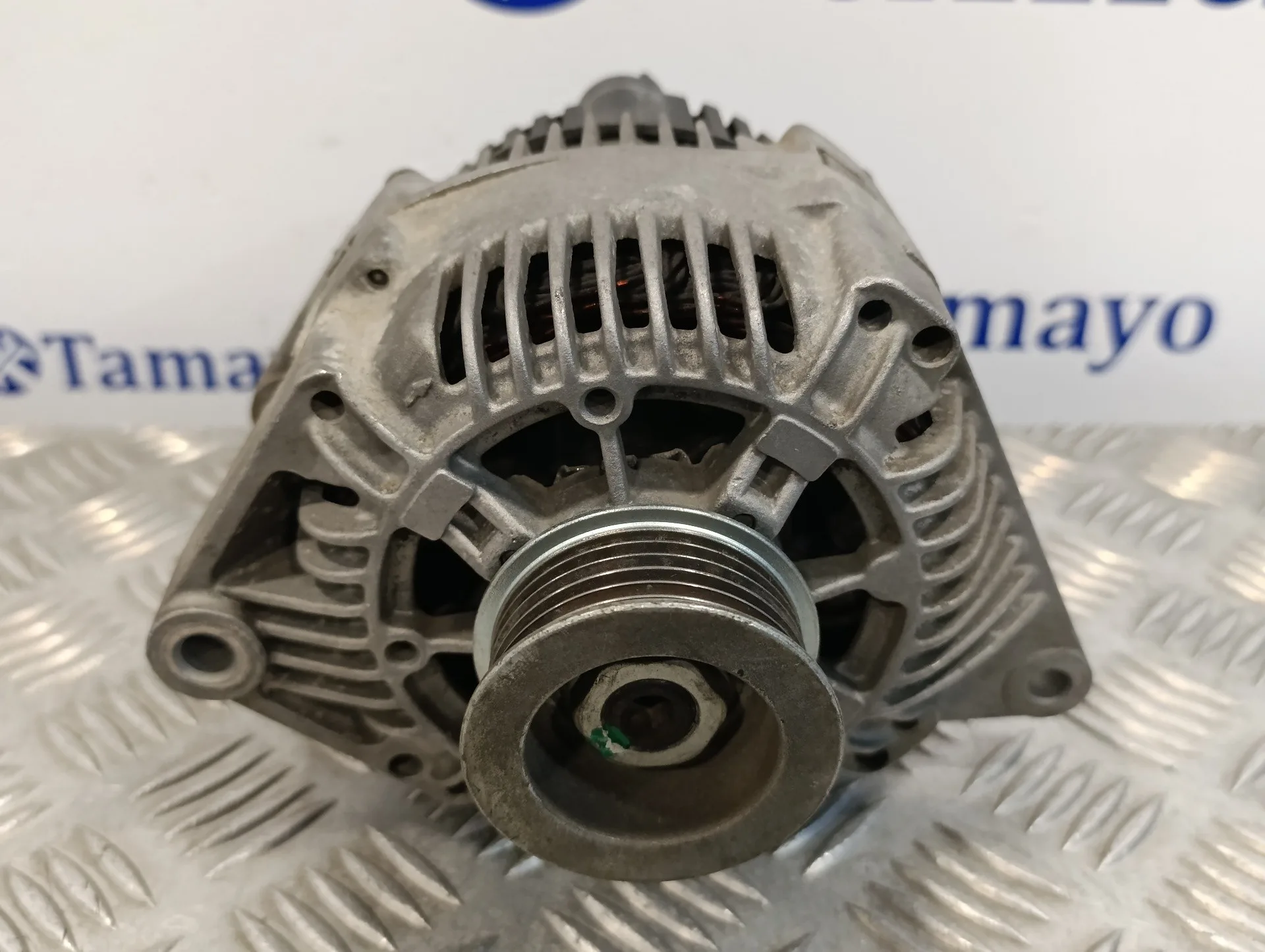 Alternador para Renault Laguna (B56)