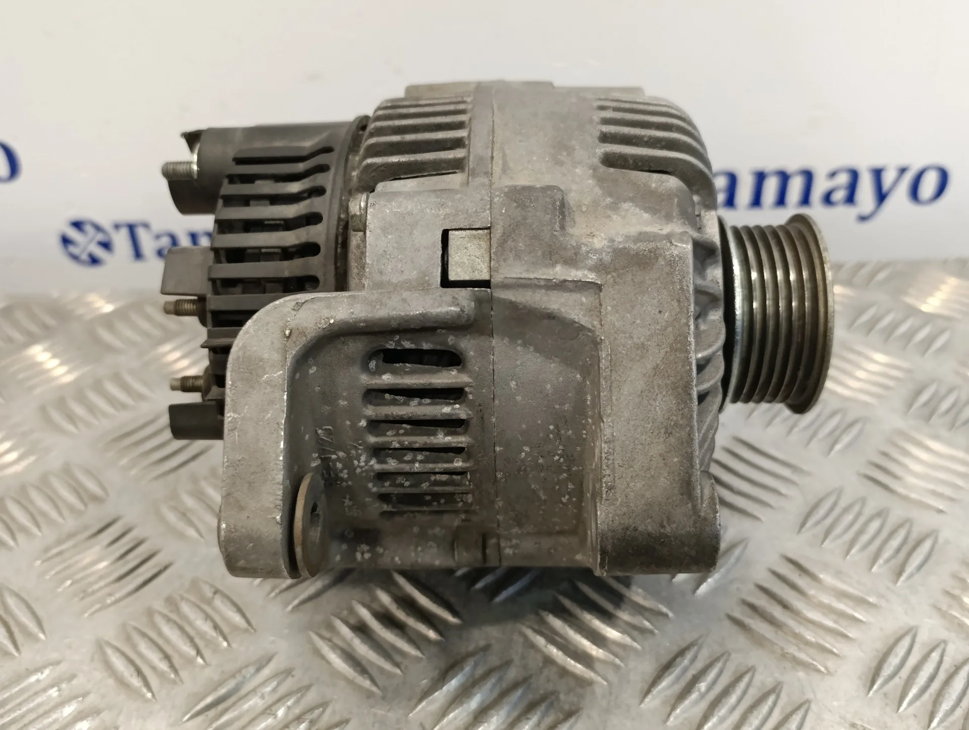 Alternador para Renault Laguna (B56)