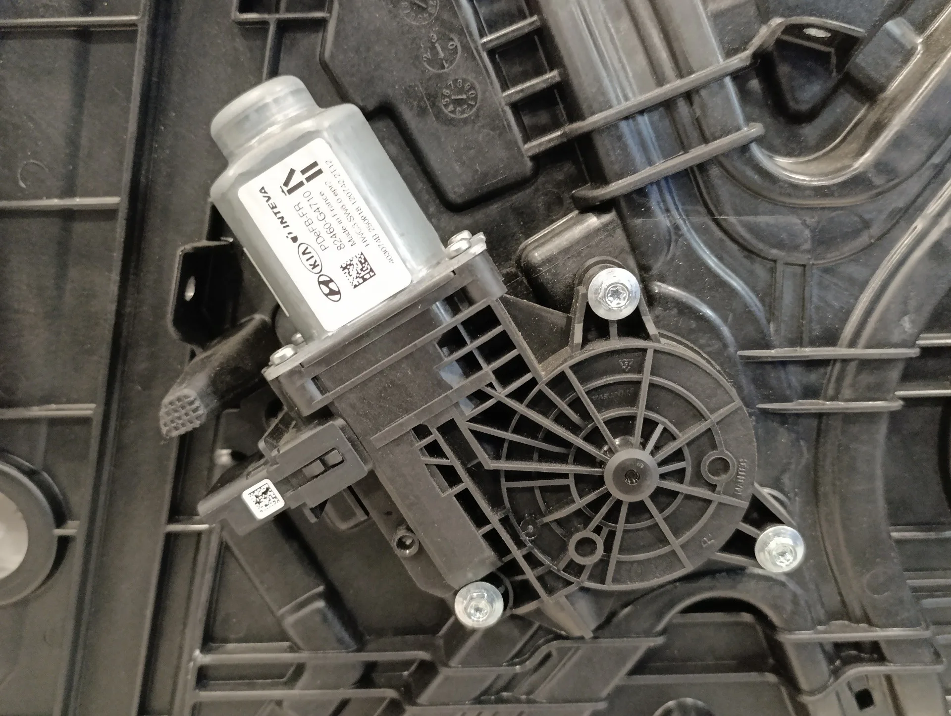 Elevalunas Delantero Derecho para Hyundai I30 Fastback