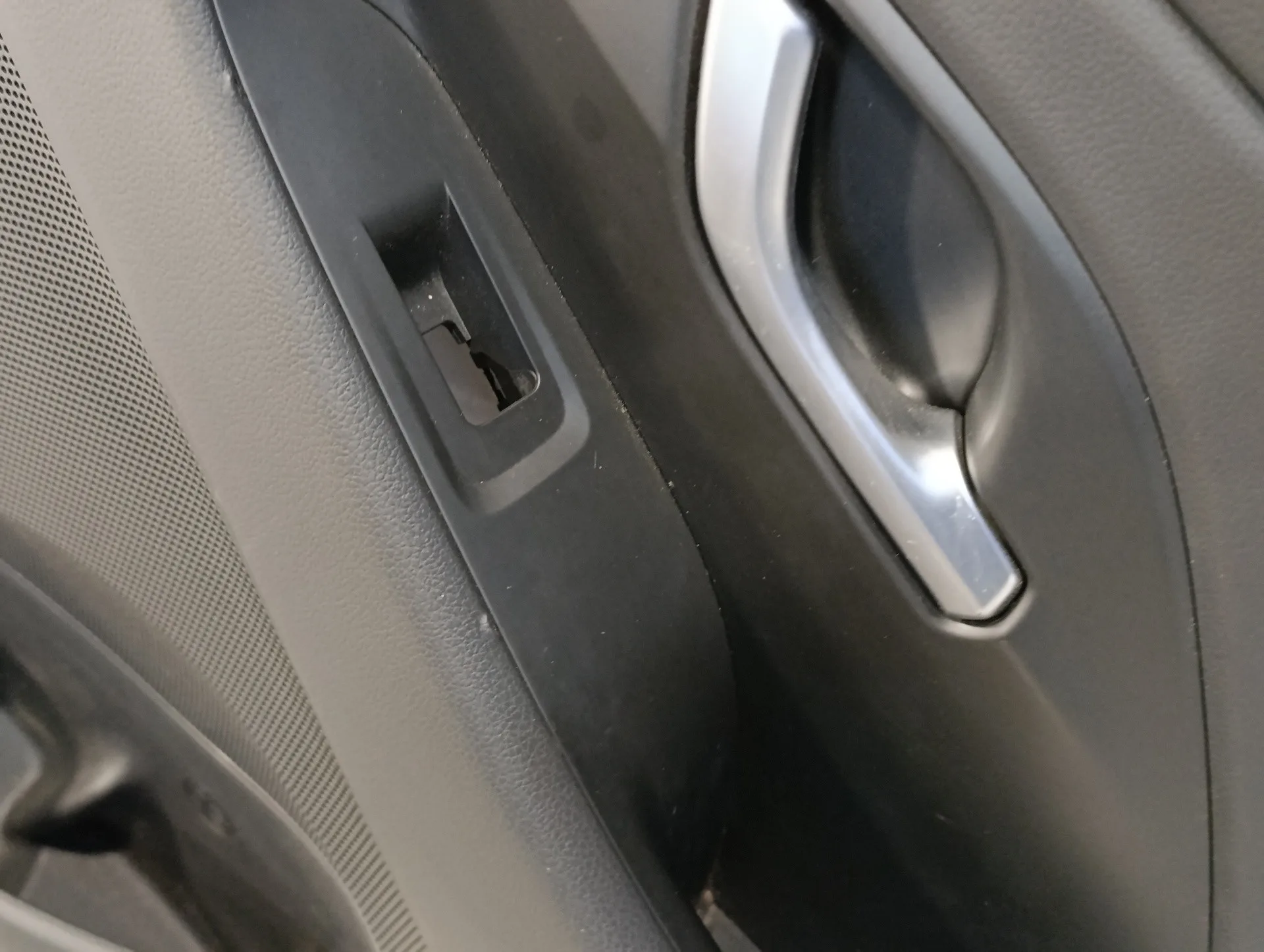 Guarnecido Puerta Trasera Derecha para Hyundai I30 Fastback