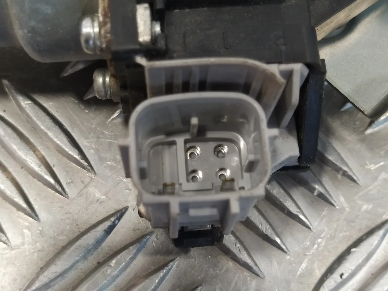 Elevalunas Delantero Derecho para Nissan Juke (F15)