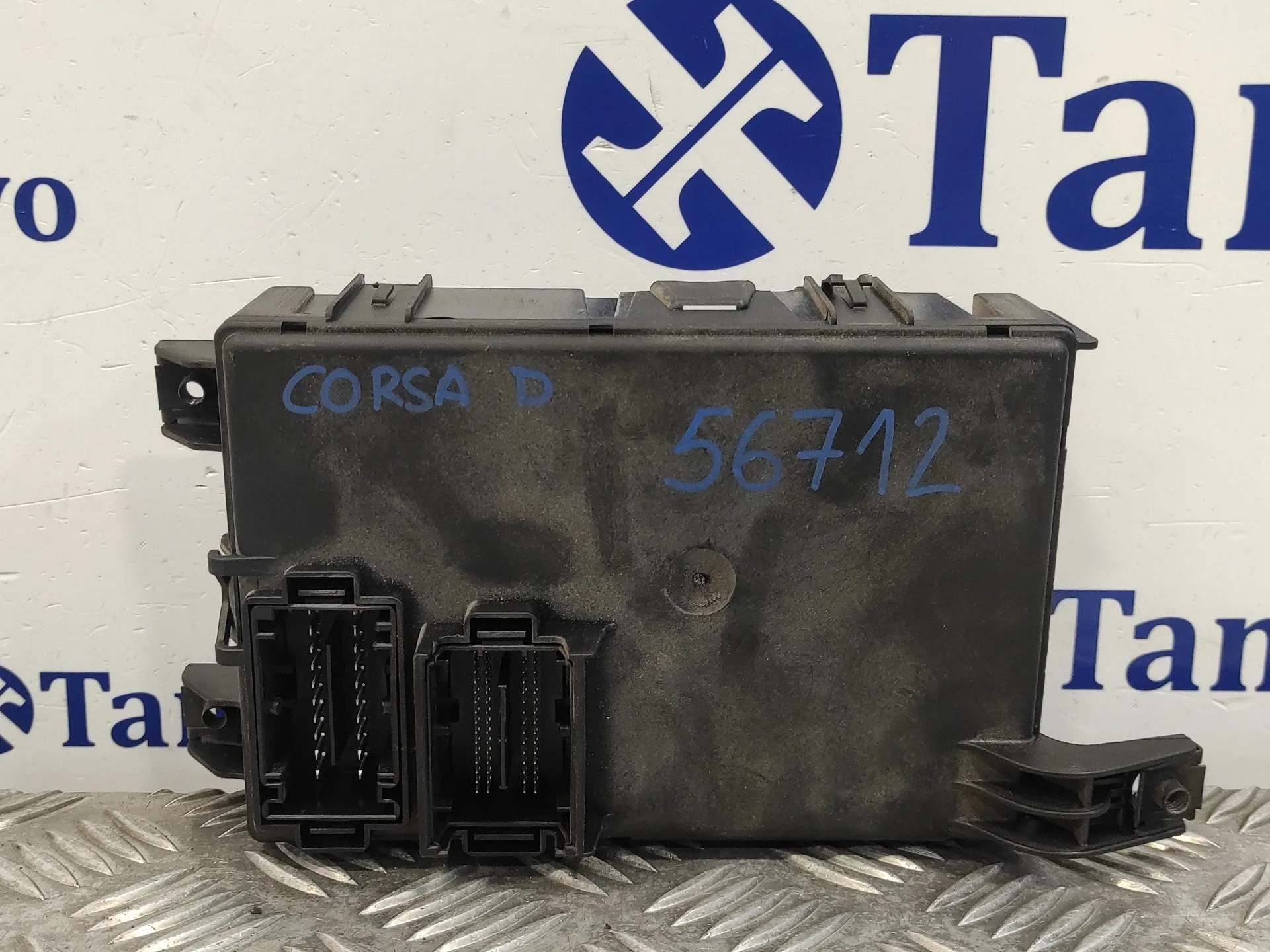 Caja Reles / Fusibles para Opel Corsa D