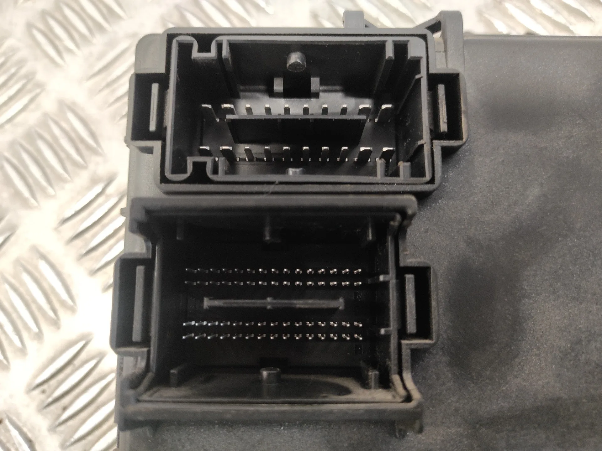 Caja Reles / Fusibles para Opel Corsa D