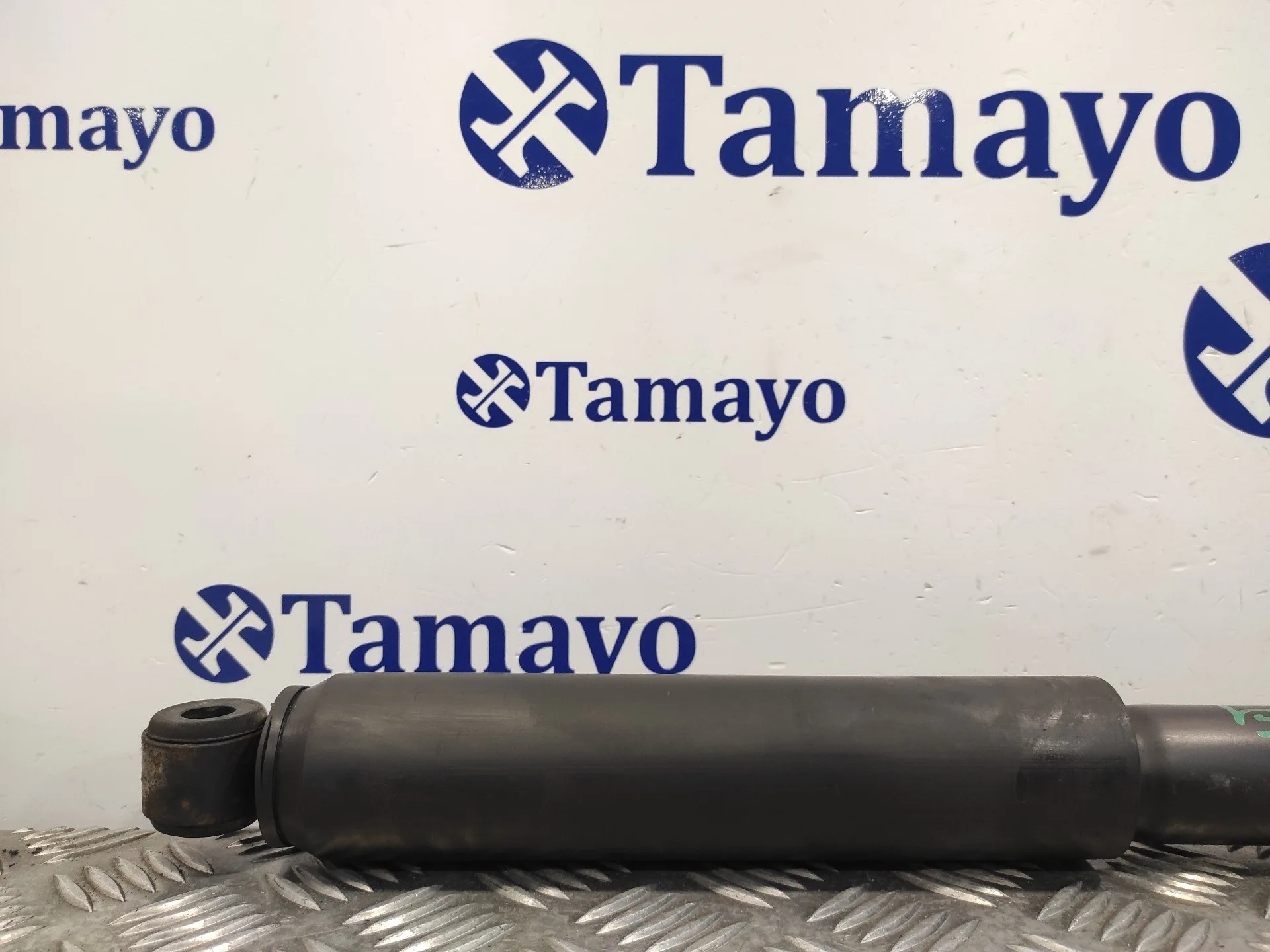 Amortiguador Trasero Derecho para Nissan Terrano/Terrano.ii (R20)