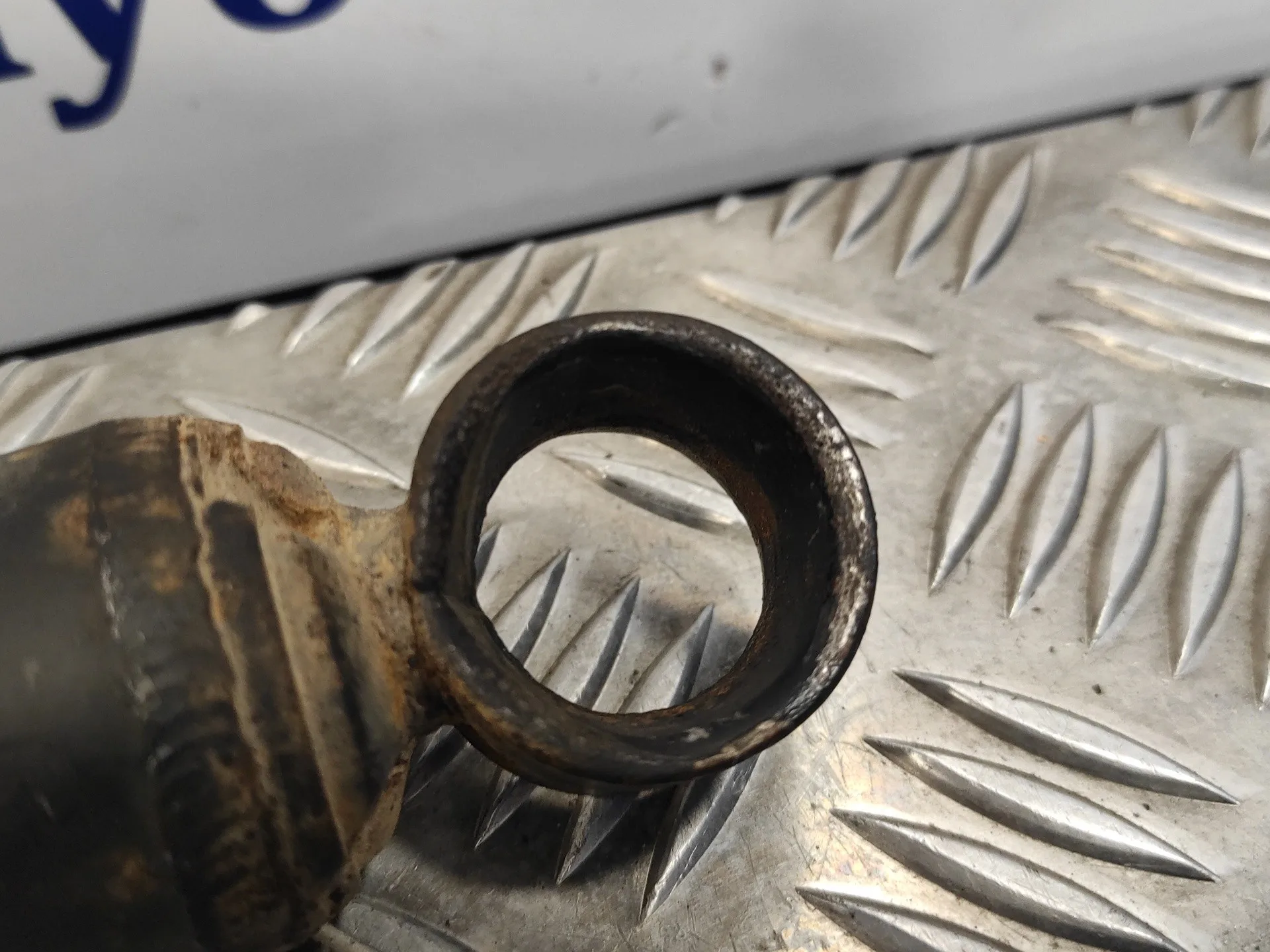 Amortiguador Trasero Derecho para Nissan Terrano/Terrano.ii (R20)
