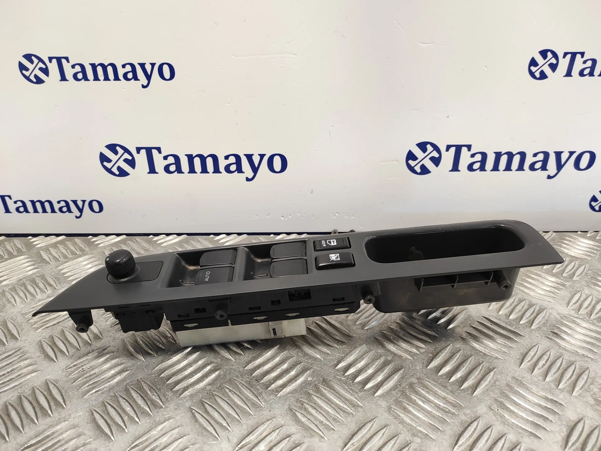 Mando Elevalunas Delantero Izquierdo para Suzuki Swift Berlina (Mz)