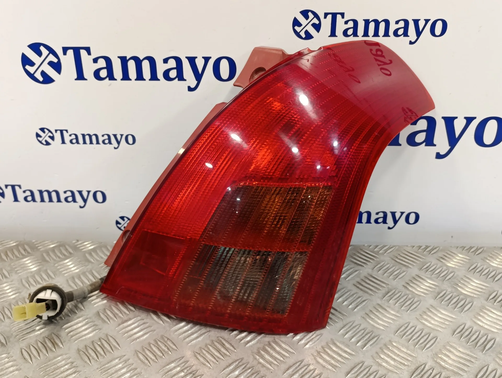 Piloto Trasero Derecho para Suzuki Swift Berlina (Mz)