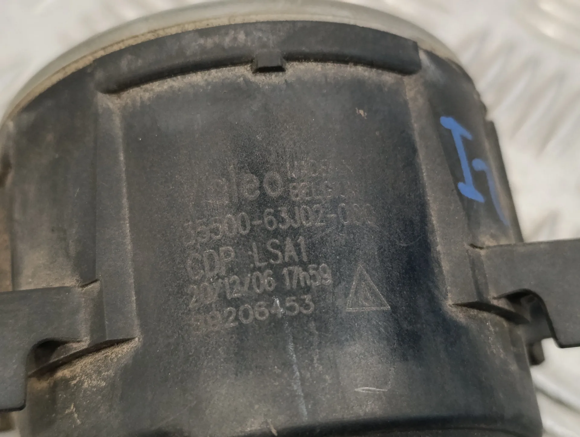 Faro Antiniebla Izquierdo para Suzuki Swift Berlina (Mz)