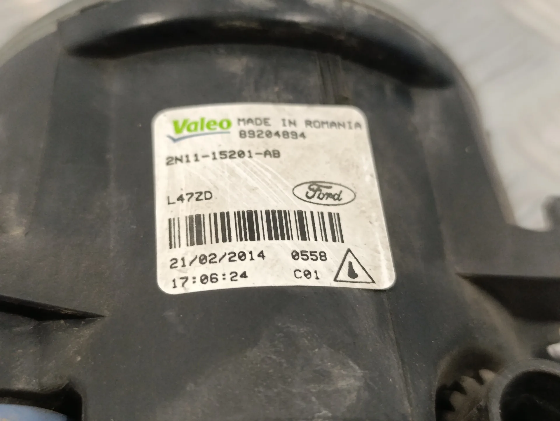 Faro Antiniebla Izquierdo para Ford C-Max (Ceu)