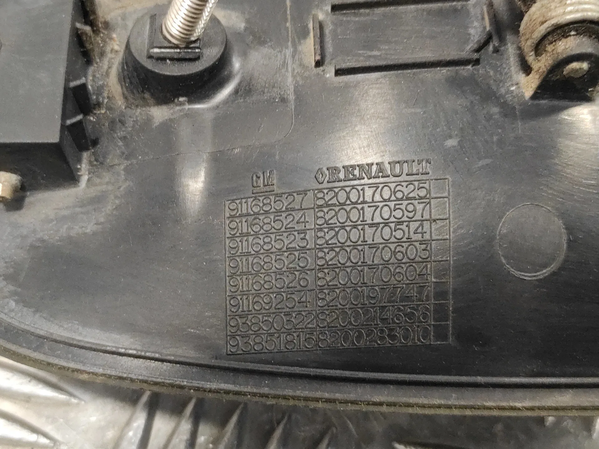 Maneta Exterior Delantera Izquierda para Renault Trafic Caja Cerrada (Ab 4.01)