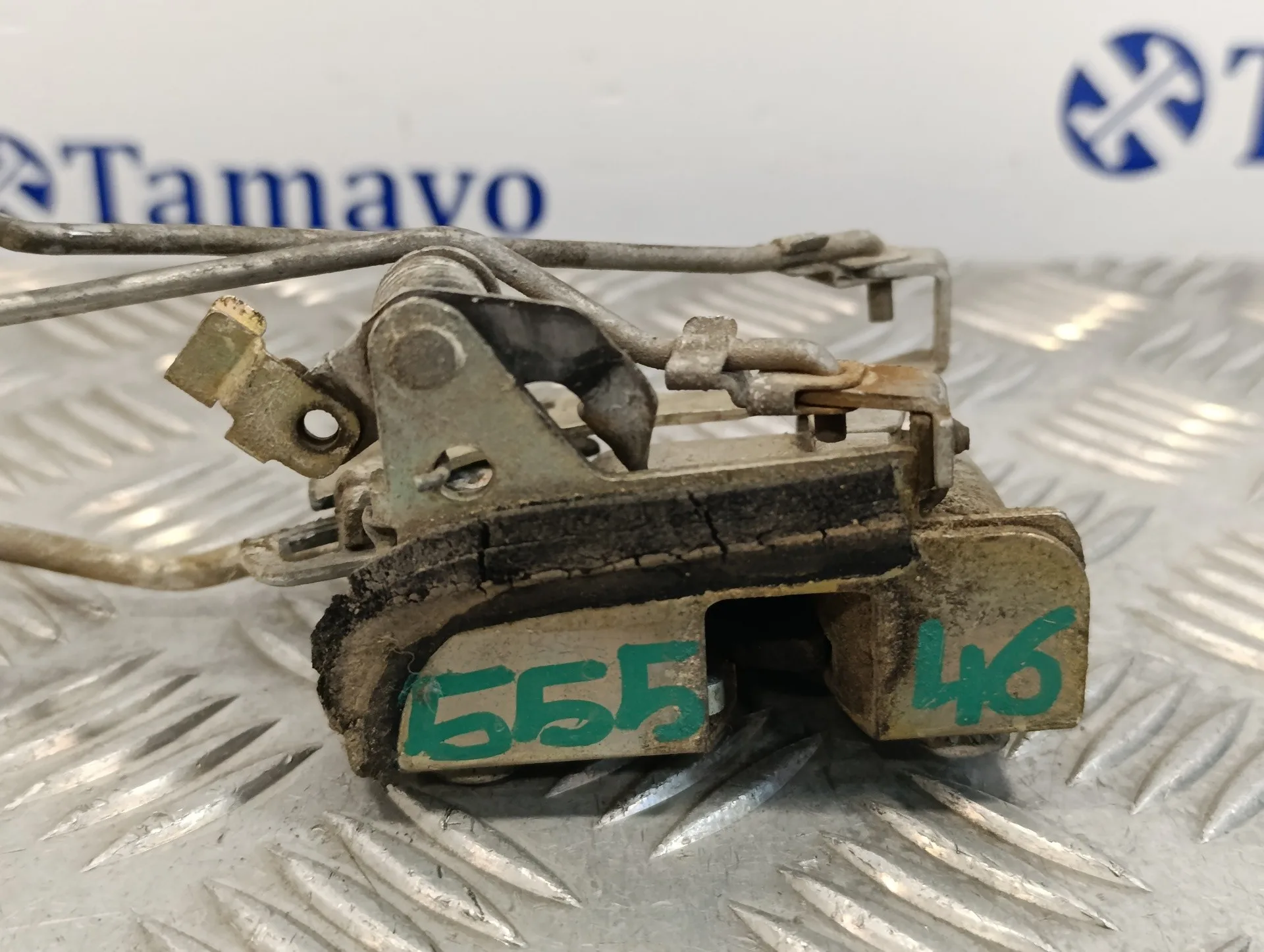 Cerradura Puerta Delantera Izquierda para Mitsubishi Montero (L040)