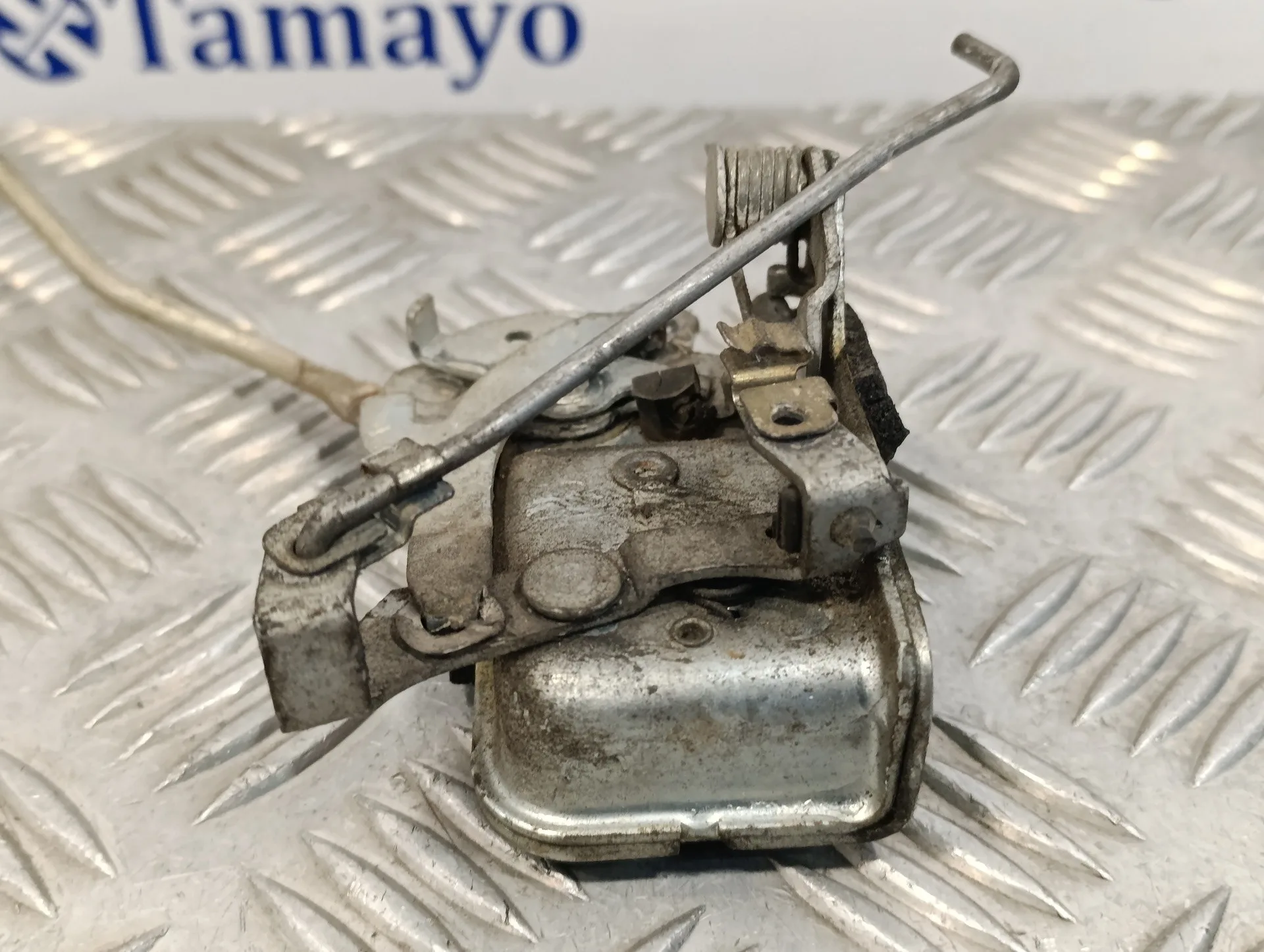 Cerradura Puerta Delantera Derecha para Mitsubishi Montero (L040)