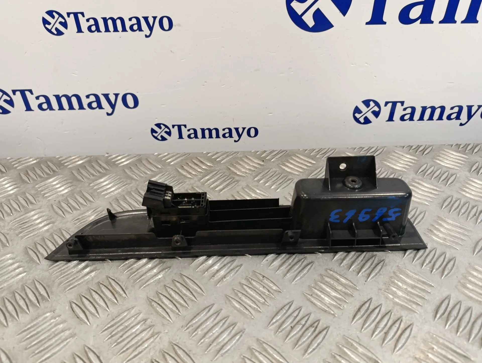 Mando Elevalunas Delantero Derecho para Suzuki Swift Berlina (Mz)