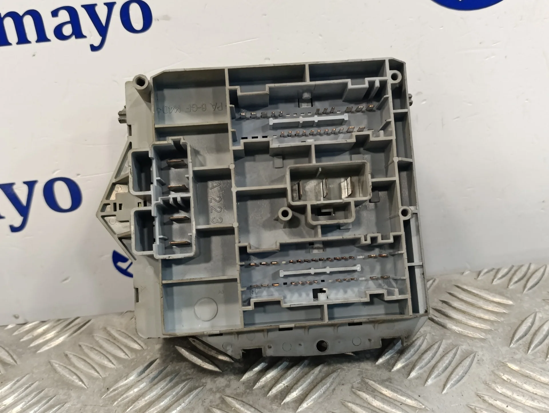 Caja Reles / Fusibles para Fiat Punto Berlina (188)