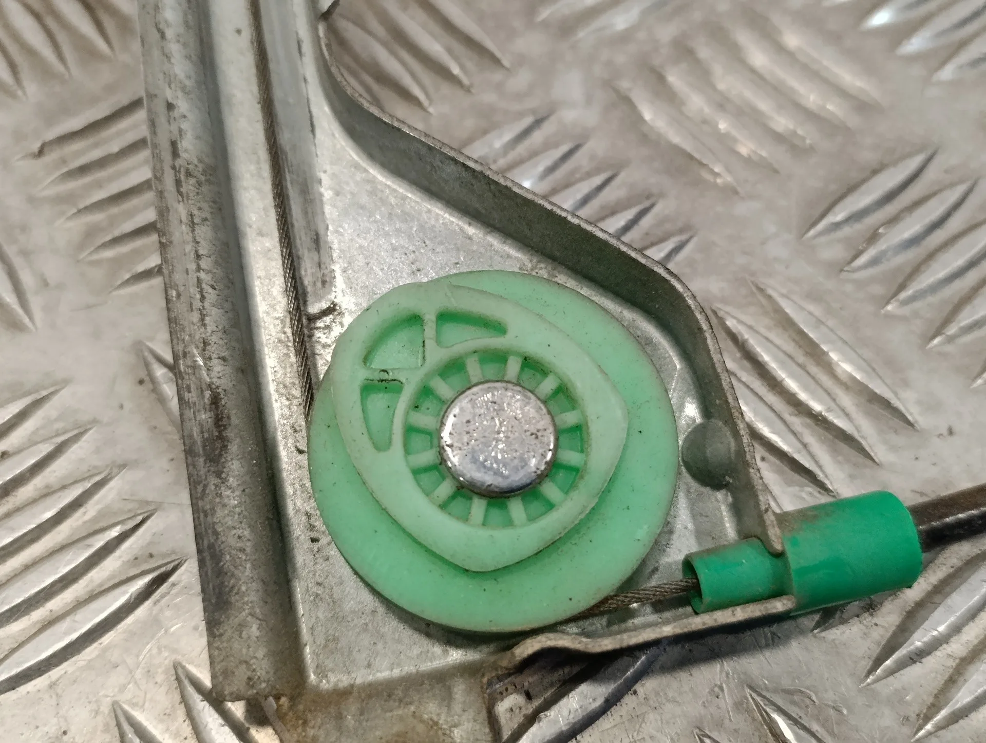 Elevalunas Delantero Derecho para Peugeot 206 Cc