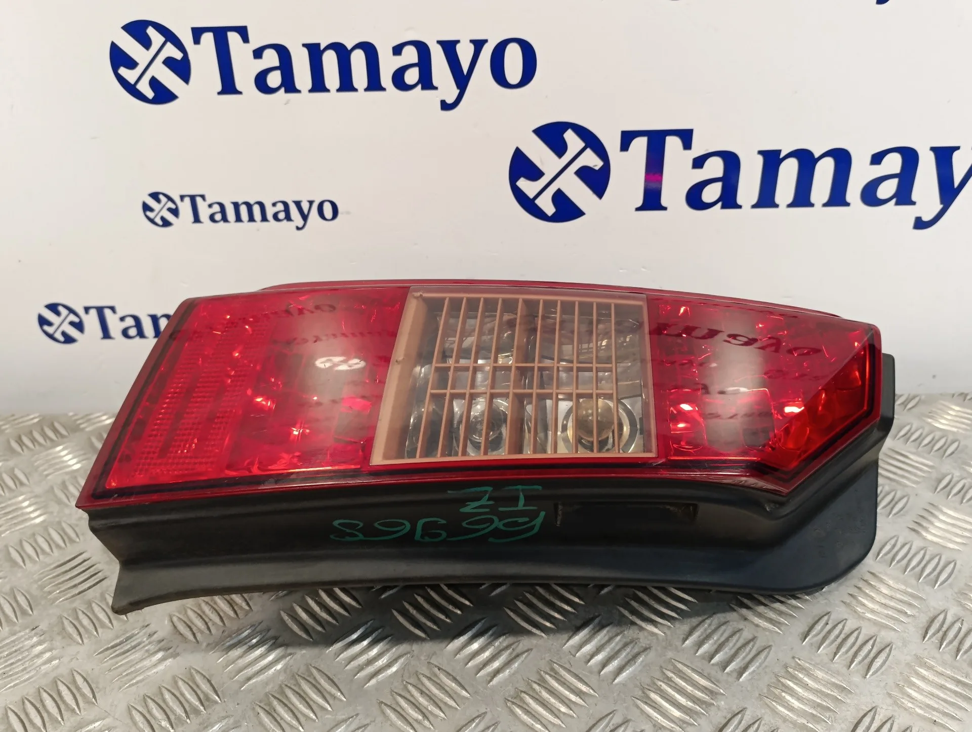 Piloto Trasero Izquierdo para Fiat Idea (135)