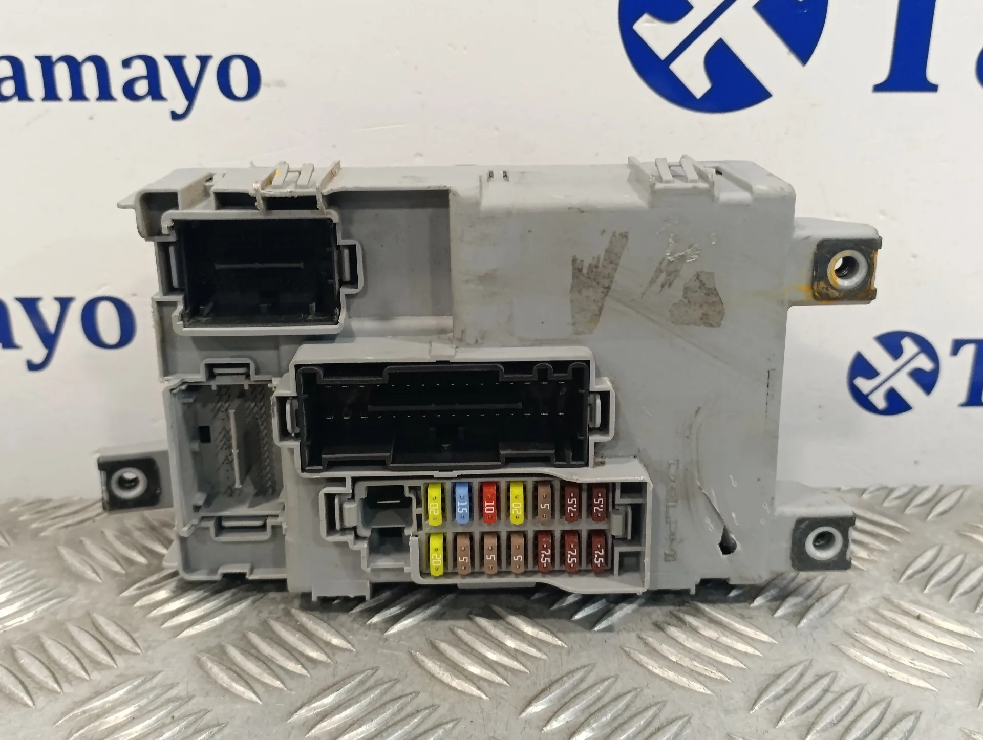 Caja Reles / Fusibles para Fiat Doblo