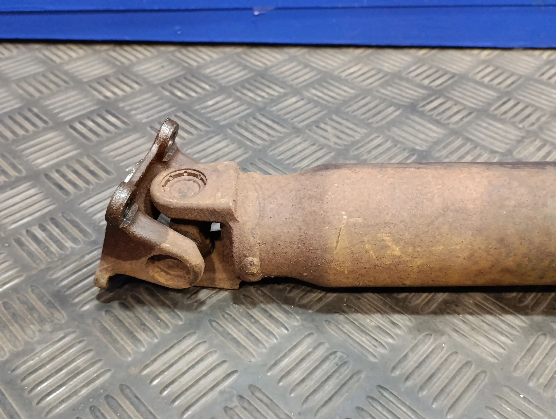 Transmision Central para Nissan X-Trail (T30)