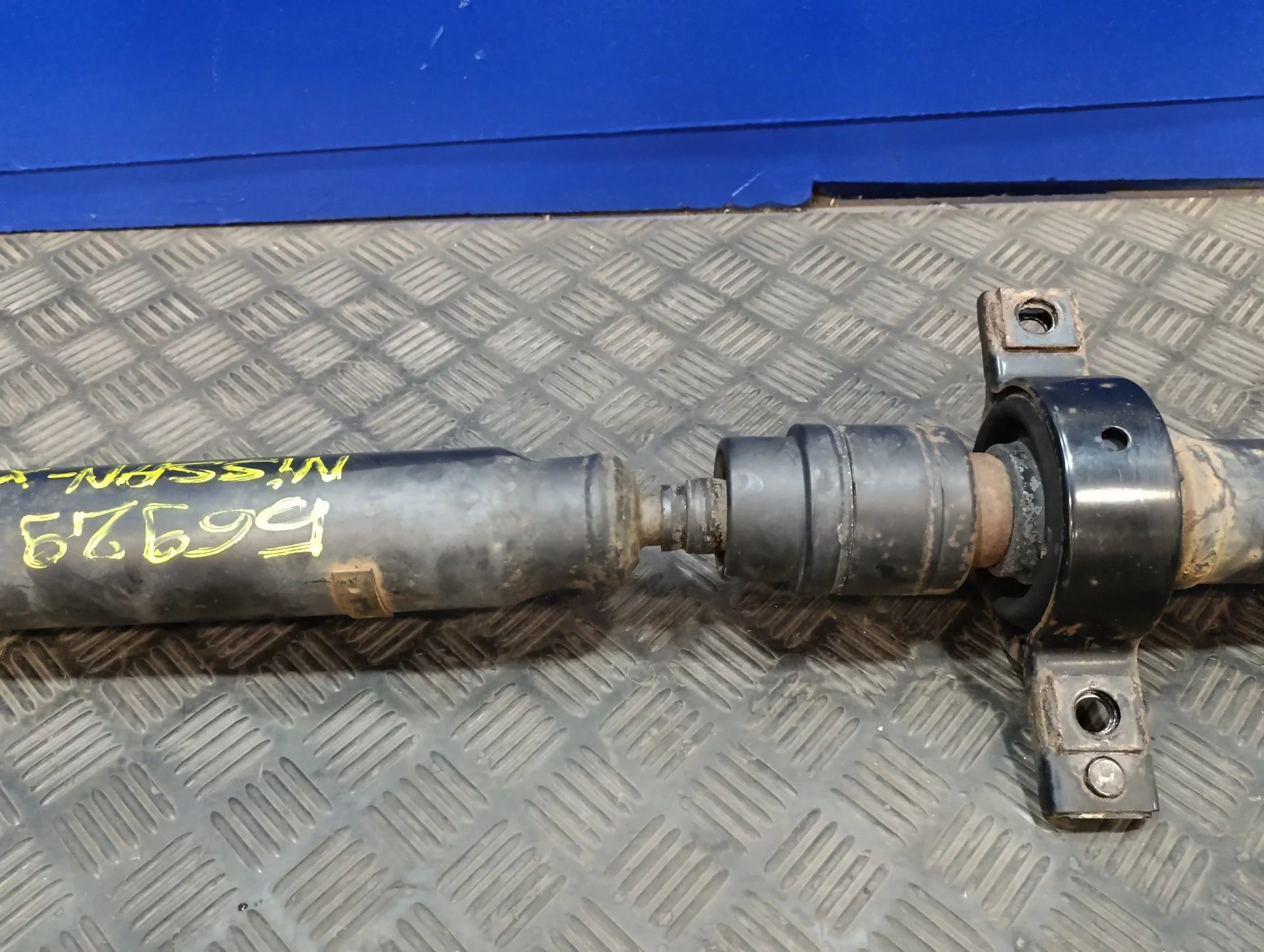 Transmision Central para Nissan X-Trail (T30)