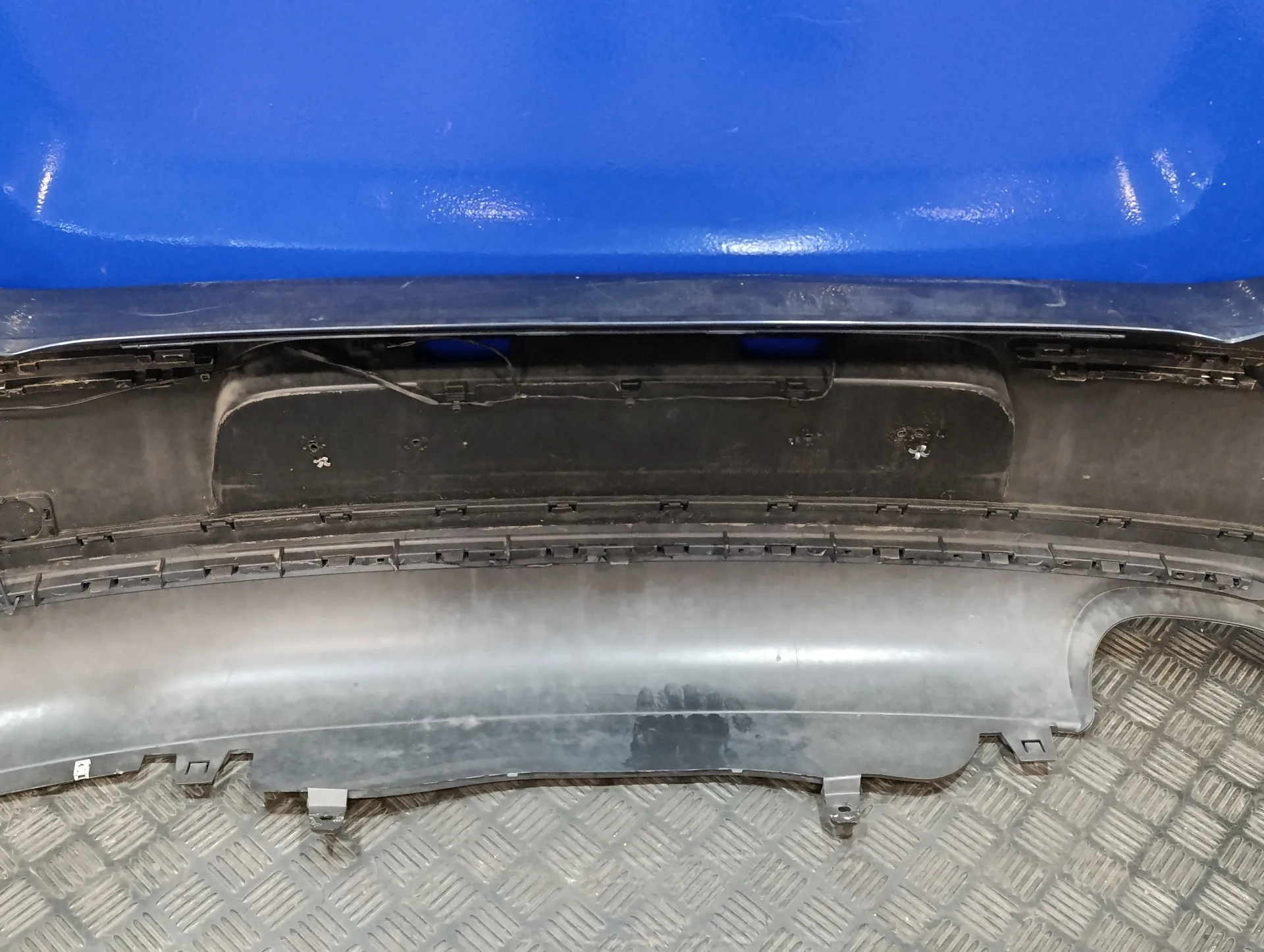 Paragolpes Trasero para Volkswagen Passat Berlina (3C2)