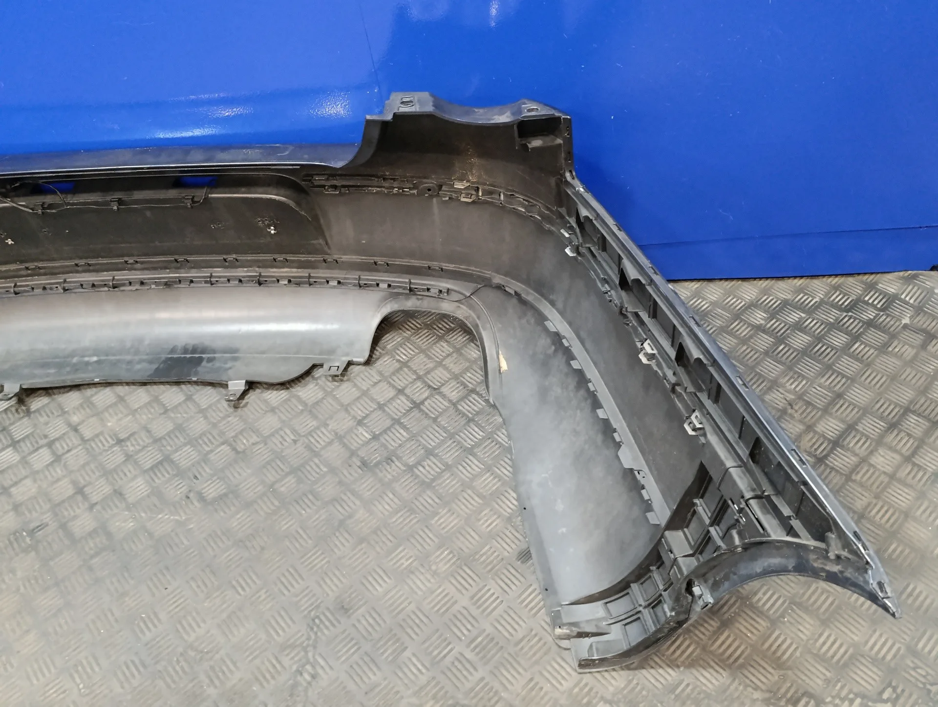 Paragolpes Trasero para Volkswagen Passat Berlina (3C2)