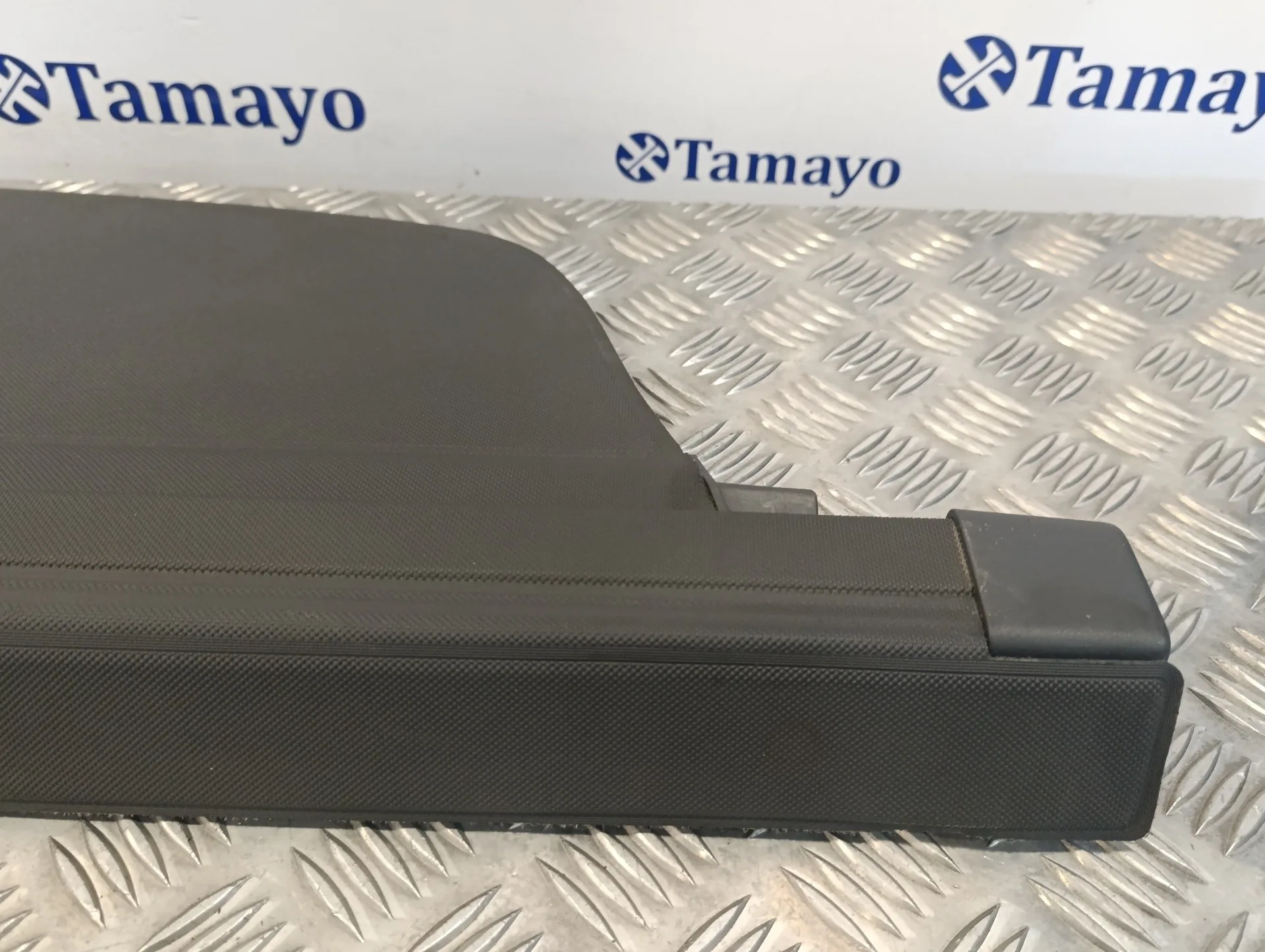 Bandeja Trasera para Volkswagen Touareg (7L6)