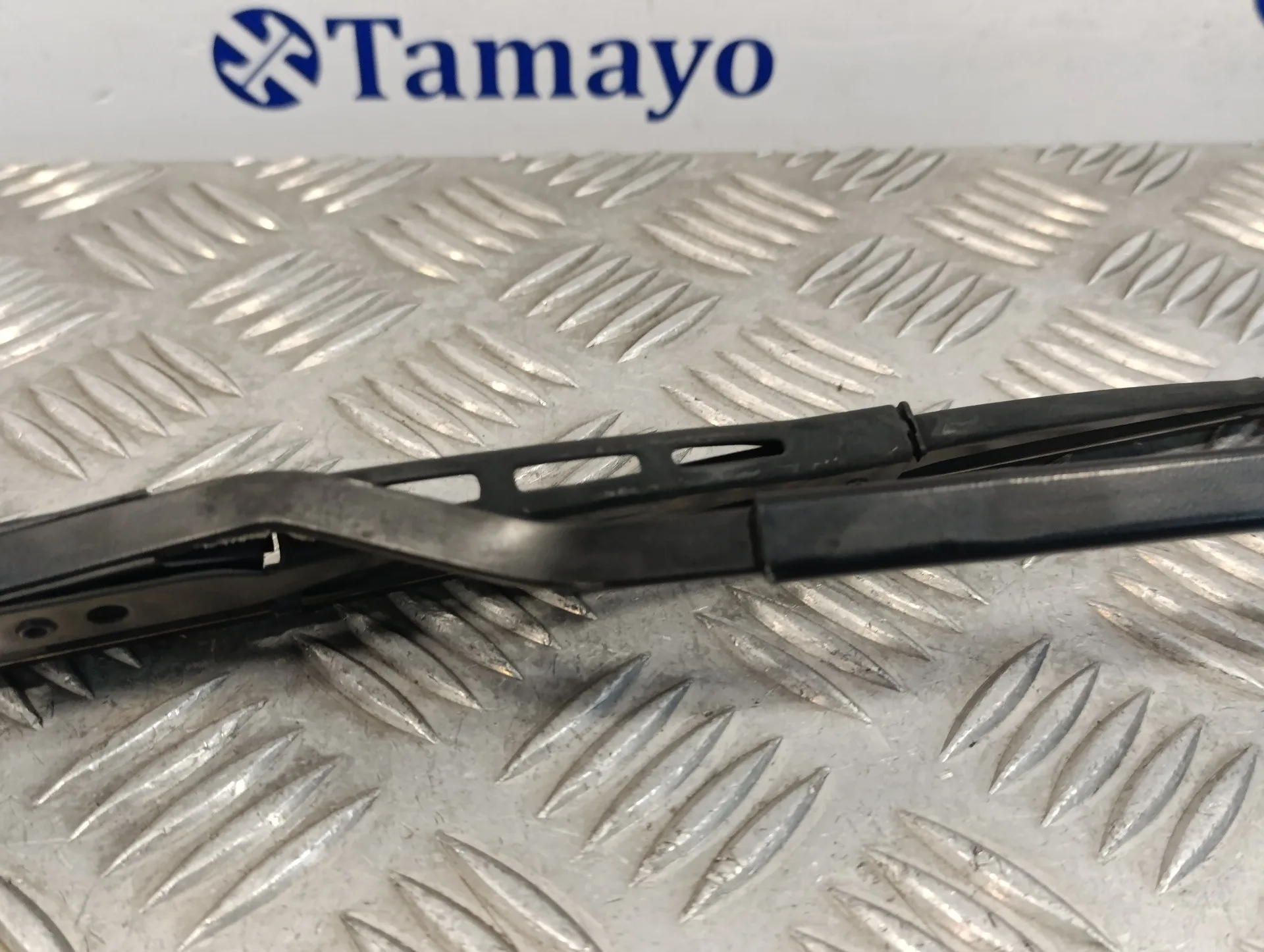 Brazo Limpia Delantero Izquierdo para Mini Mini (R56)