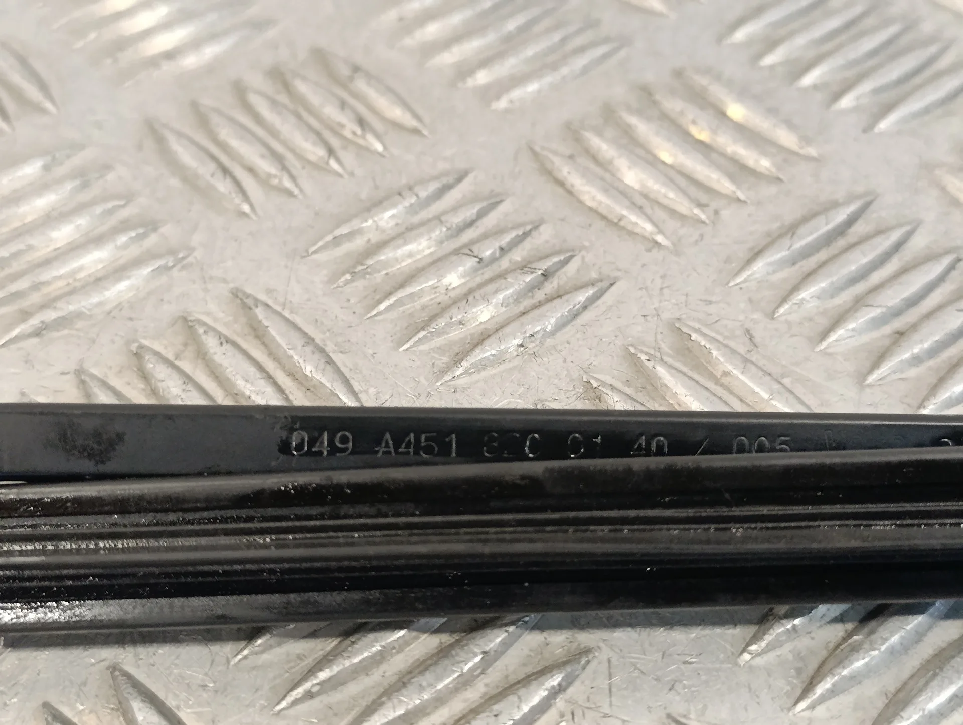 Brazo Limpia Delantero Derecho para Smart Fortwo Coupe