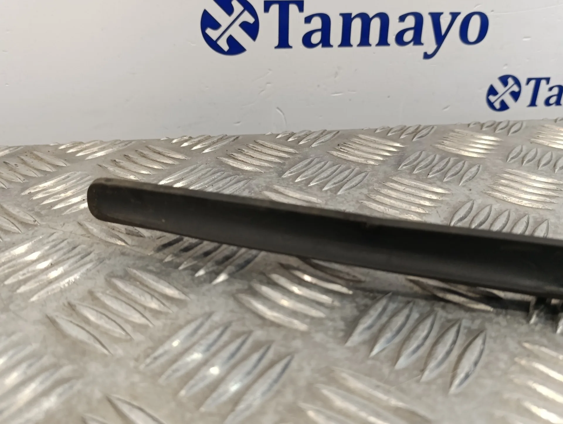 Brazo Limpia Delantero Izquierdo para Smart Fortwo Coupe