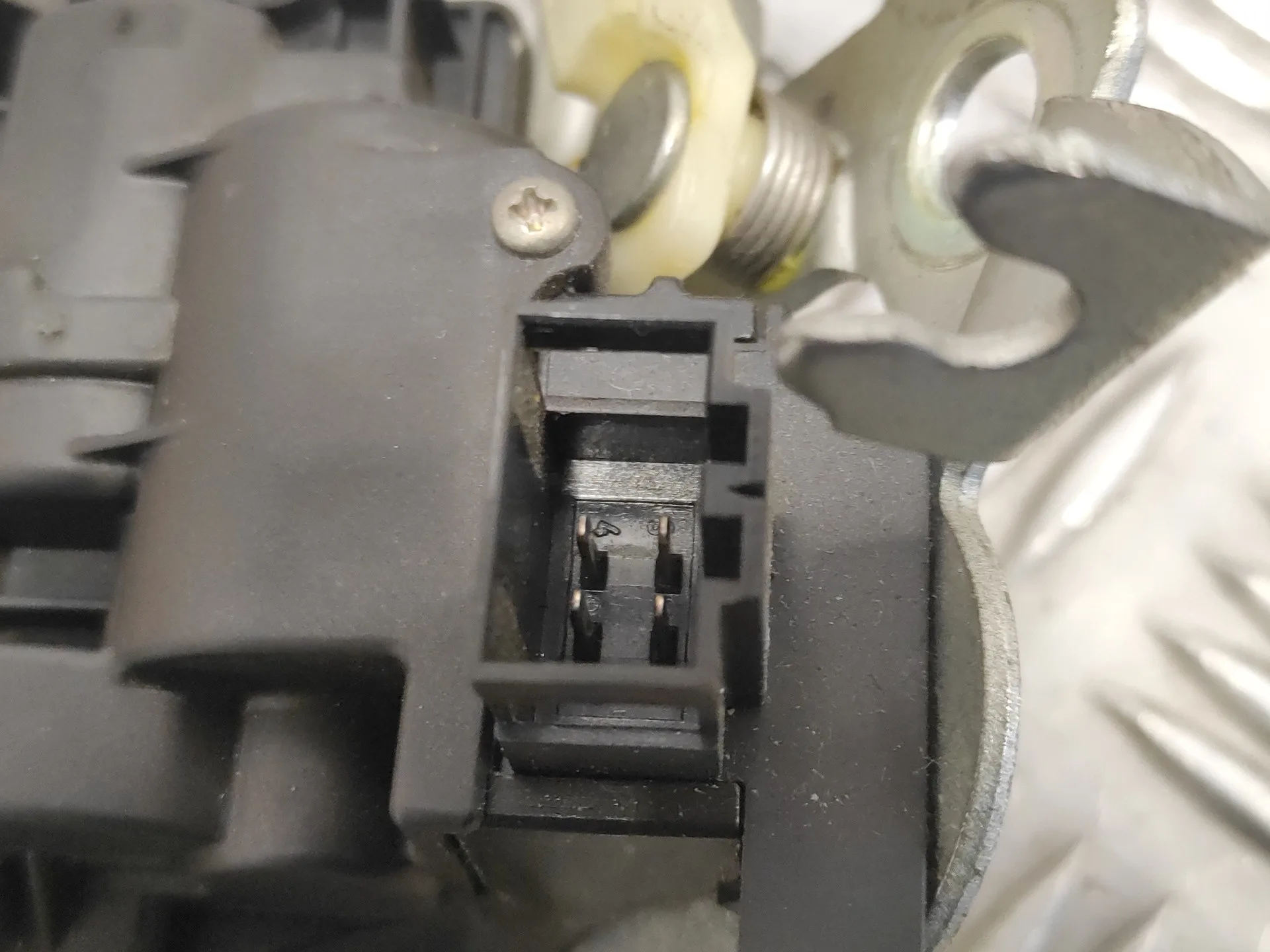 Cerradura Maletero / Porton para Seat Ibiza St (6J8)