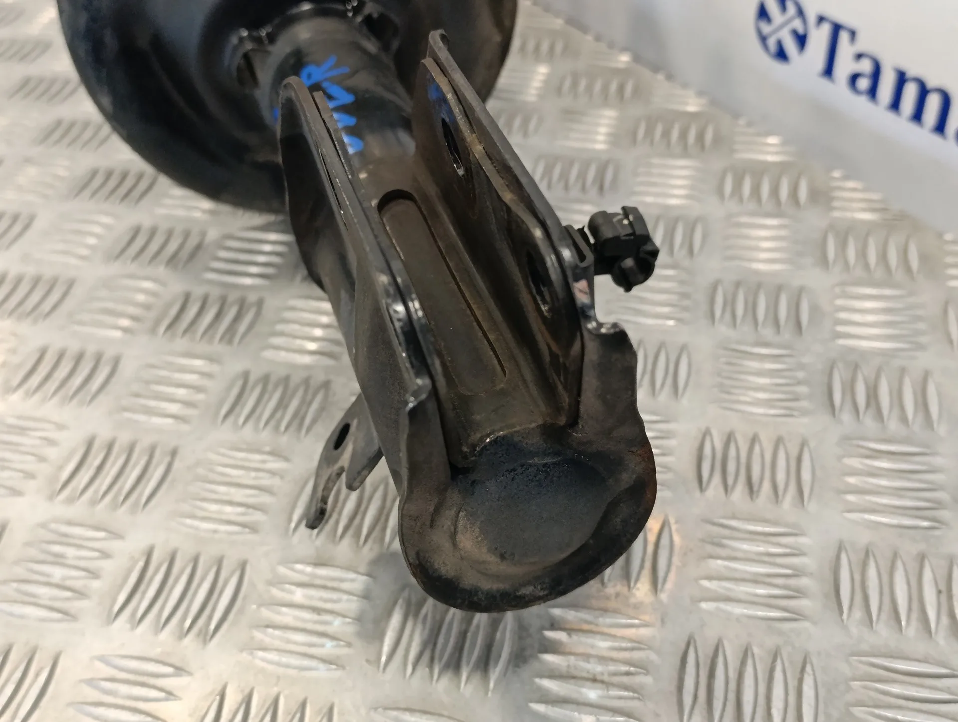 Amortiguador Delantero Derecho para Subaru Xv