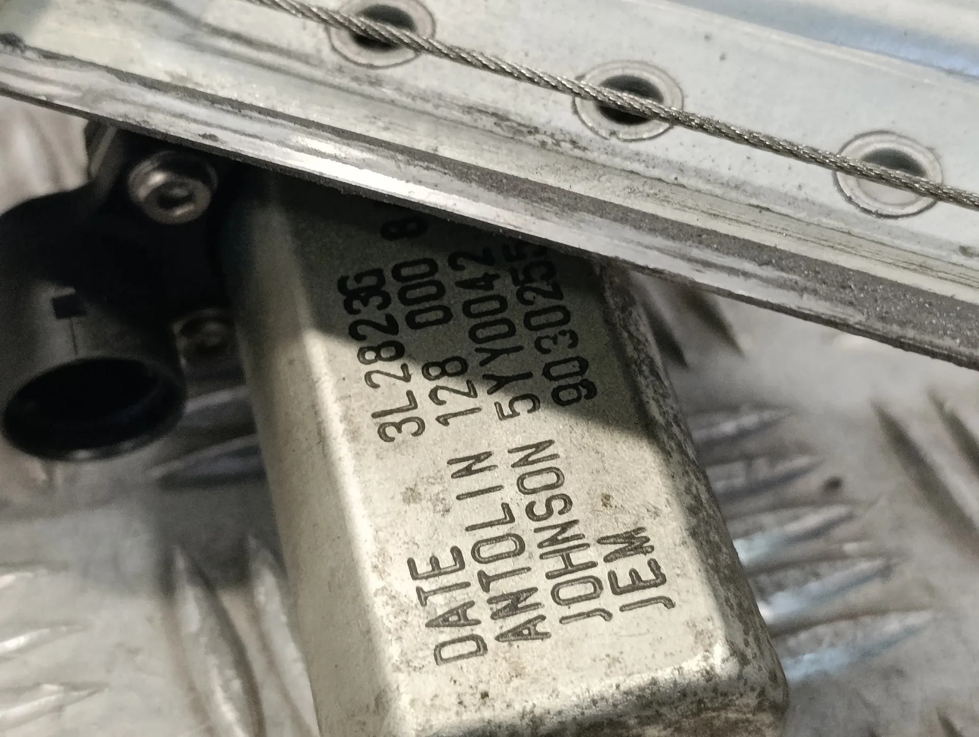 Elevalunas Delantero Izquierdo para Dacia Duster